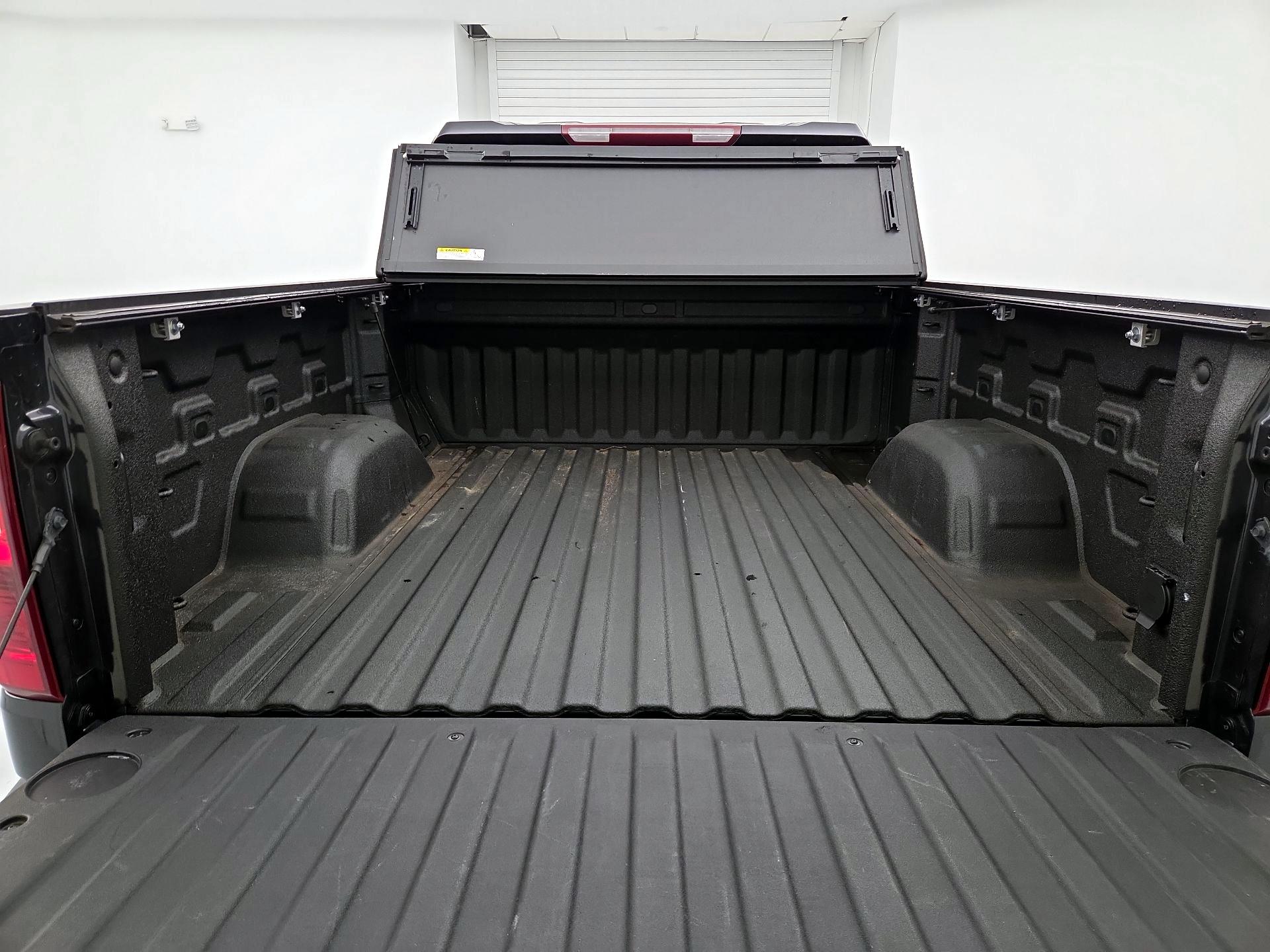 Thumbnail: 2023 Chevrolet Silverado 1500 - 20