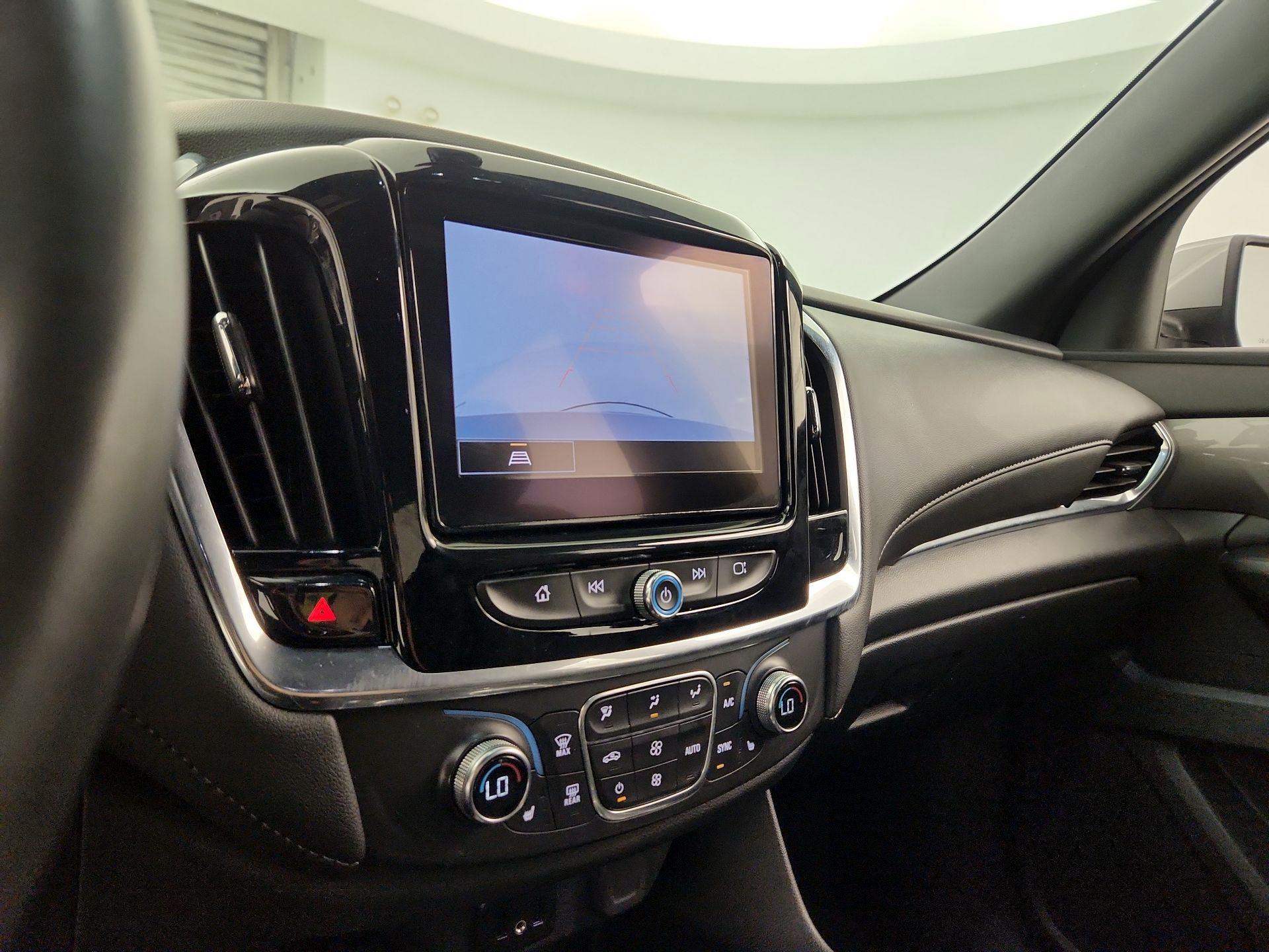 Thumbnail: 2023 Chevrolet Traverse - 14