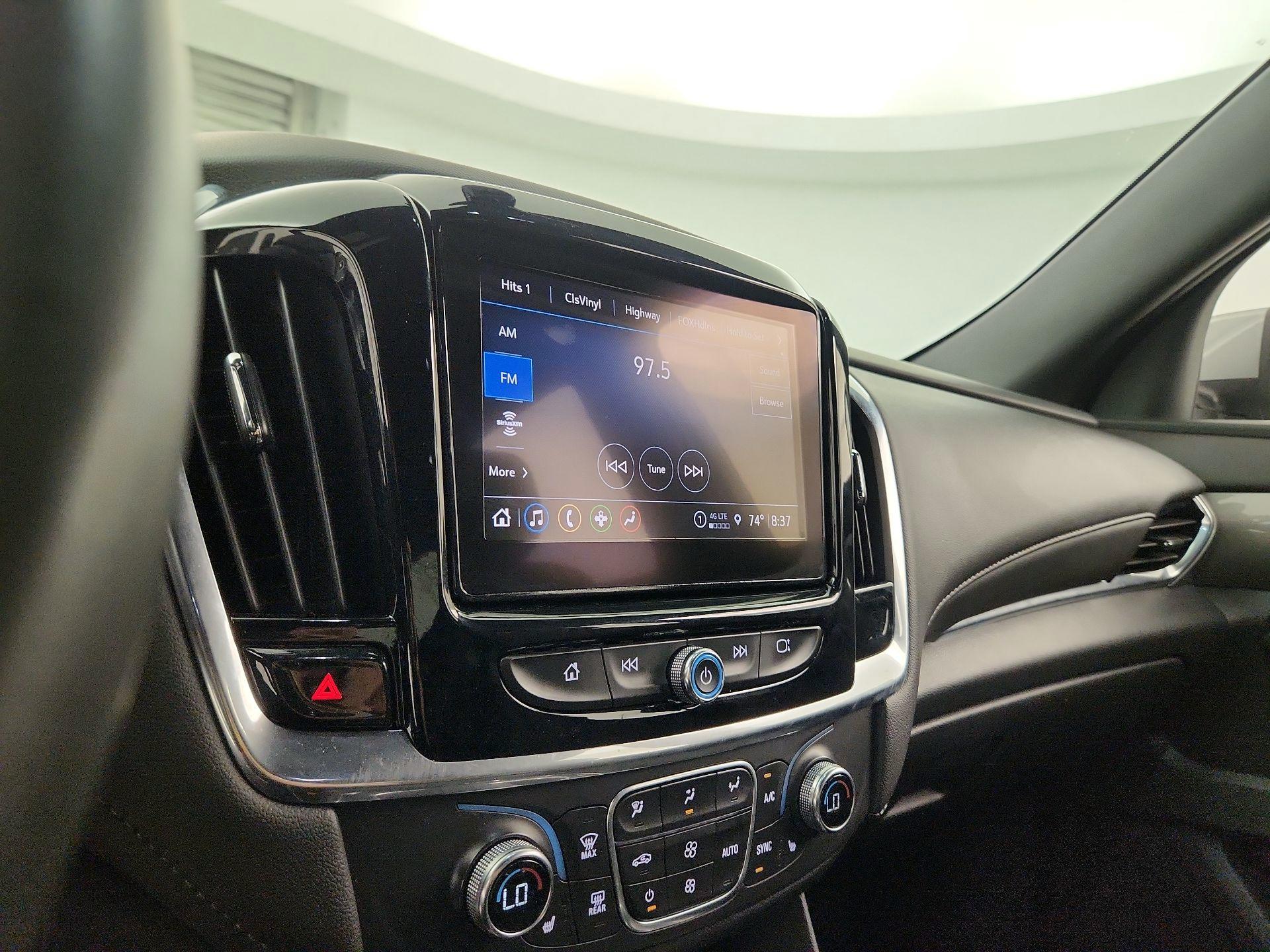 Thumbnail: 2023 Chevrolet Traverse - 15