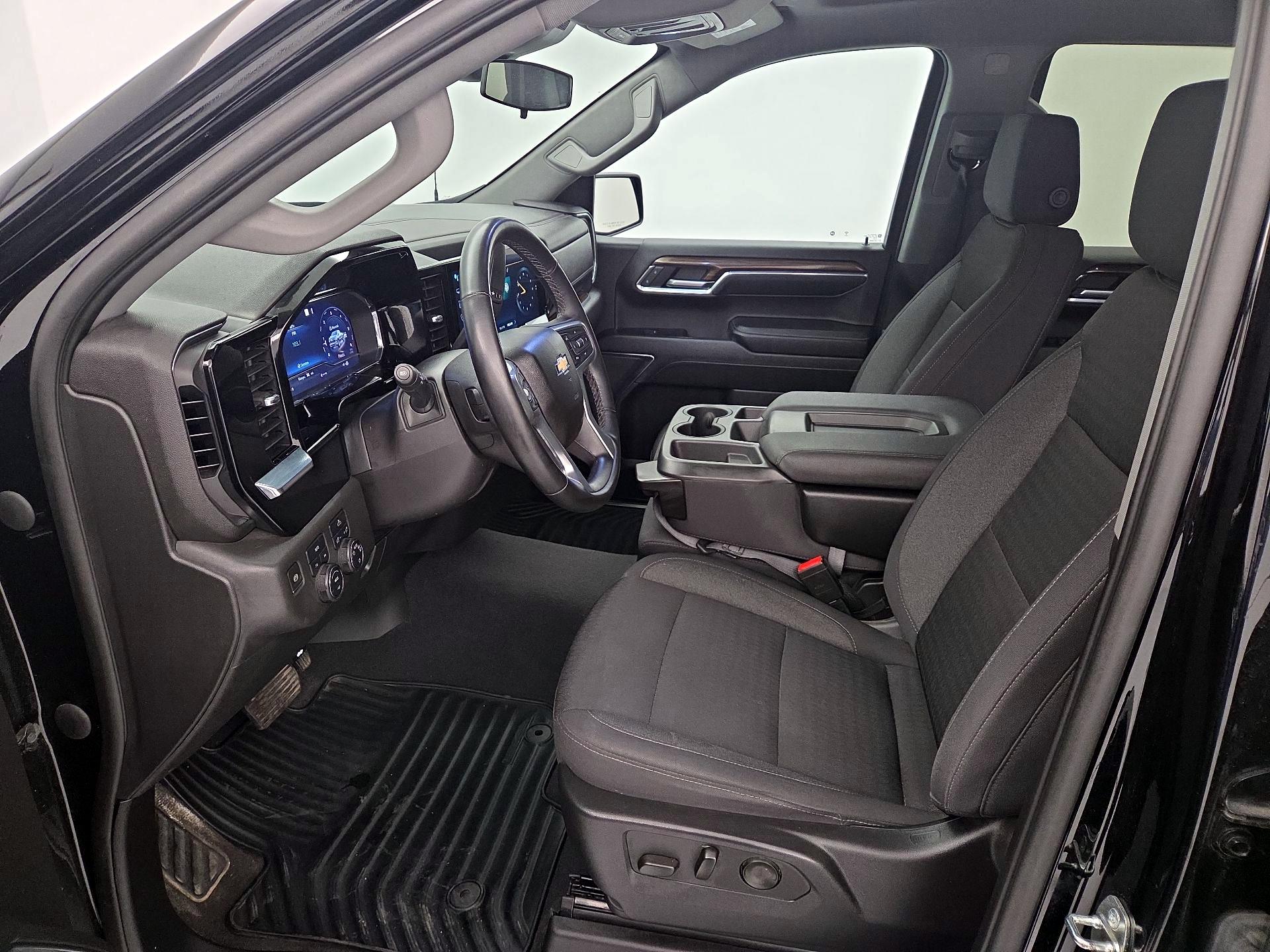 Thumbnail: 2023 Chevrolet Silverado 1500 - 11