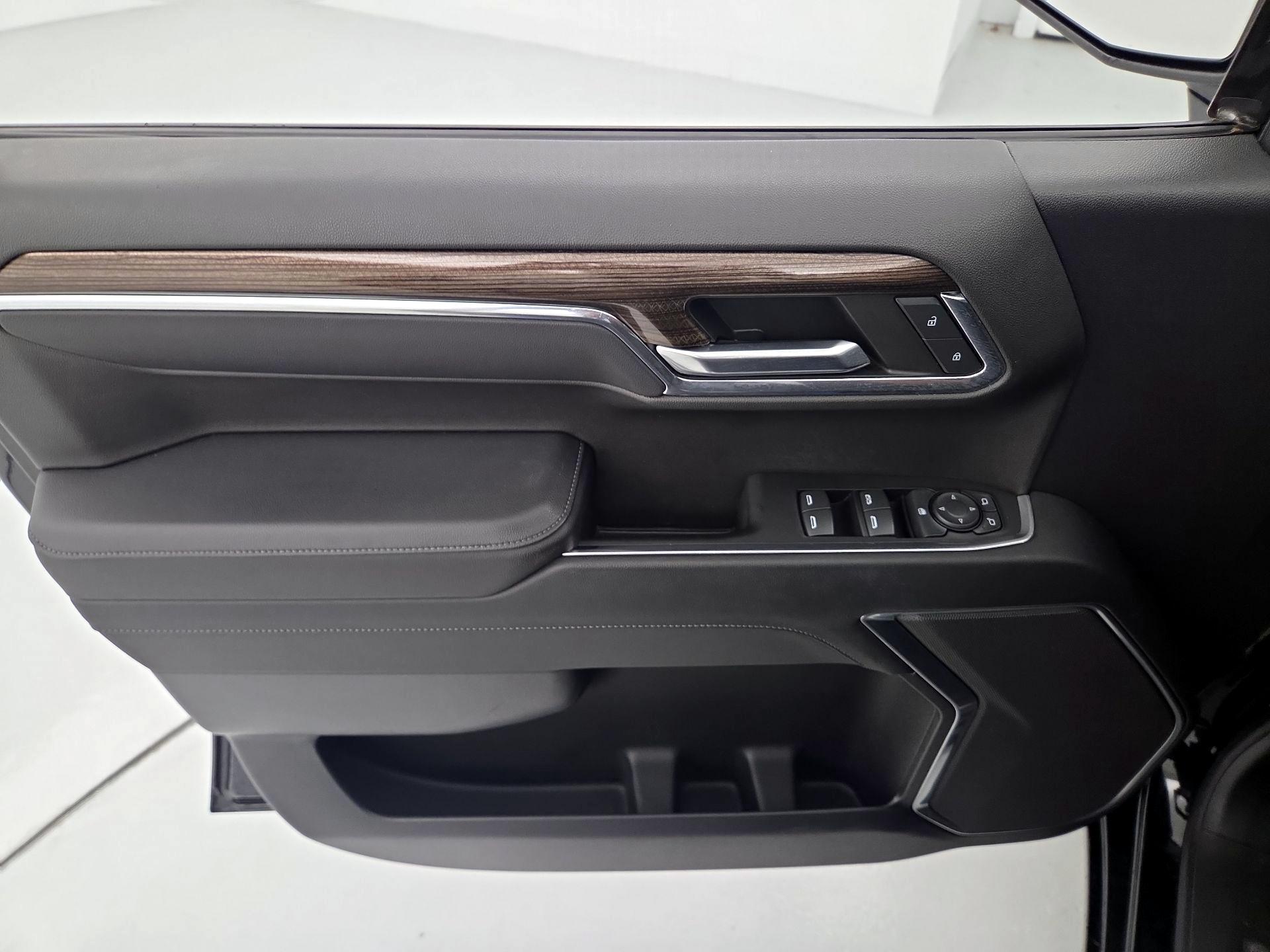 Thumbnail: 2023 Chevrolet Silverado 1500 - 12