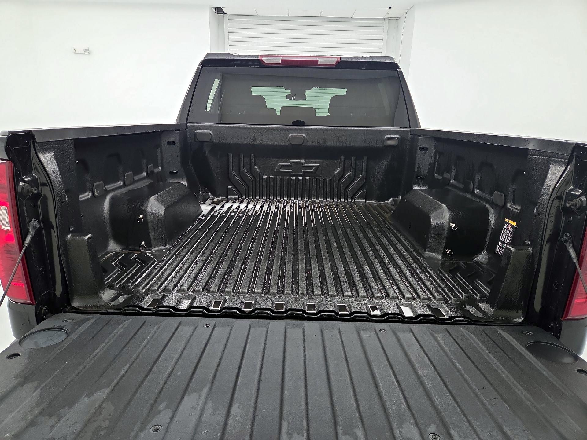 Thumbnail: 2023 Chevrolet Silverado 1500 - 20