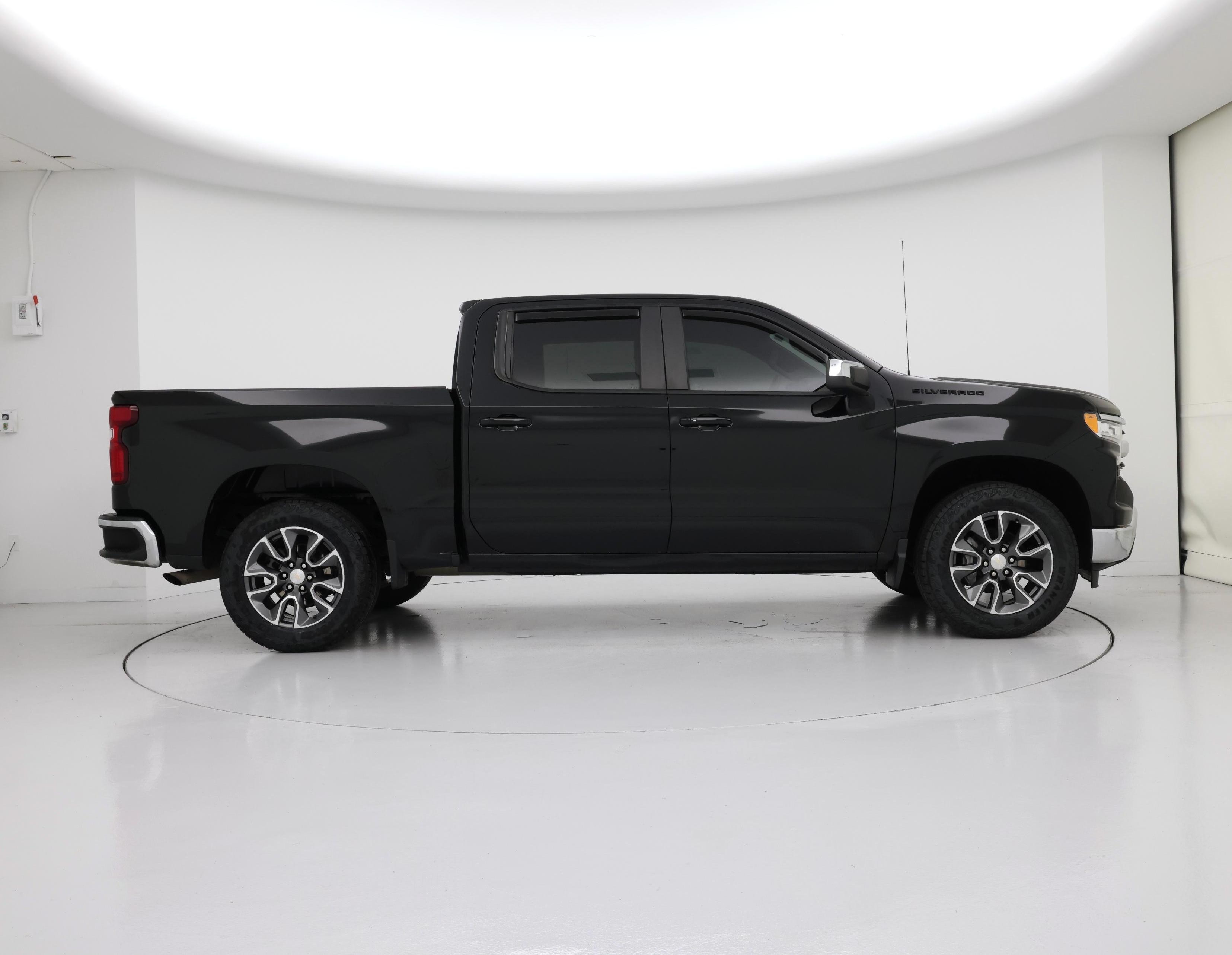 Thumbnail: 2023 Chevrolet Silverado 1500 - 7