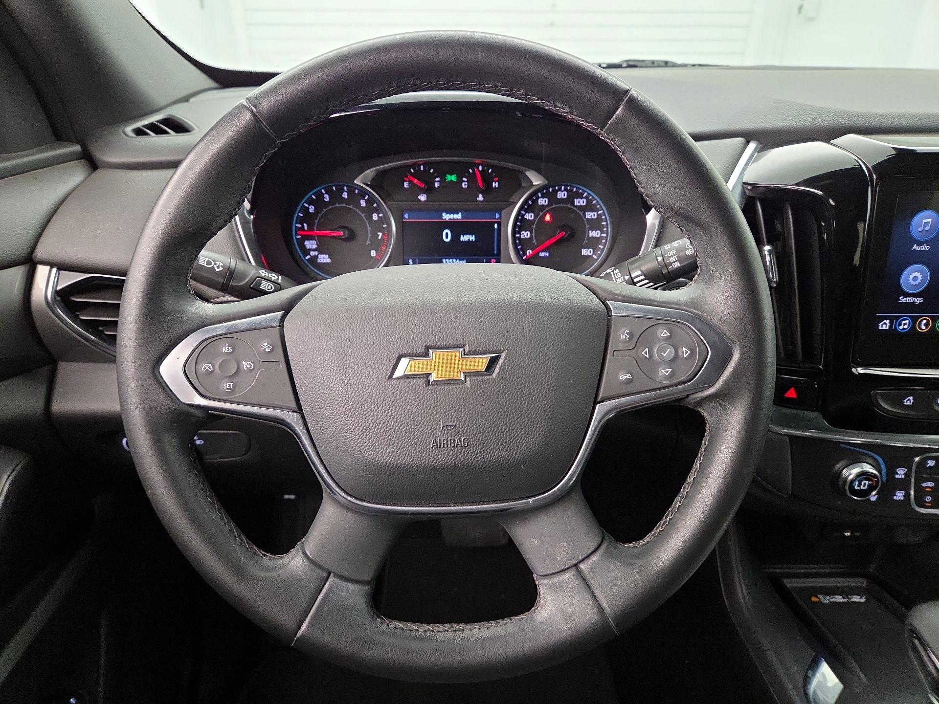 Thumbnail: 2023 Chevrolet Traverse - 10