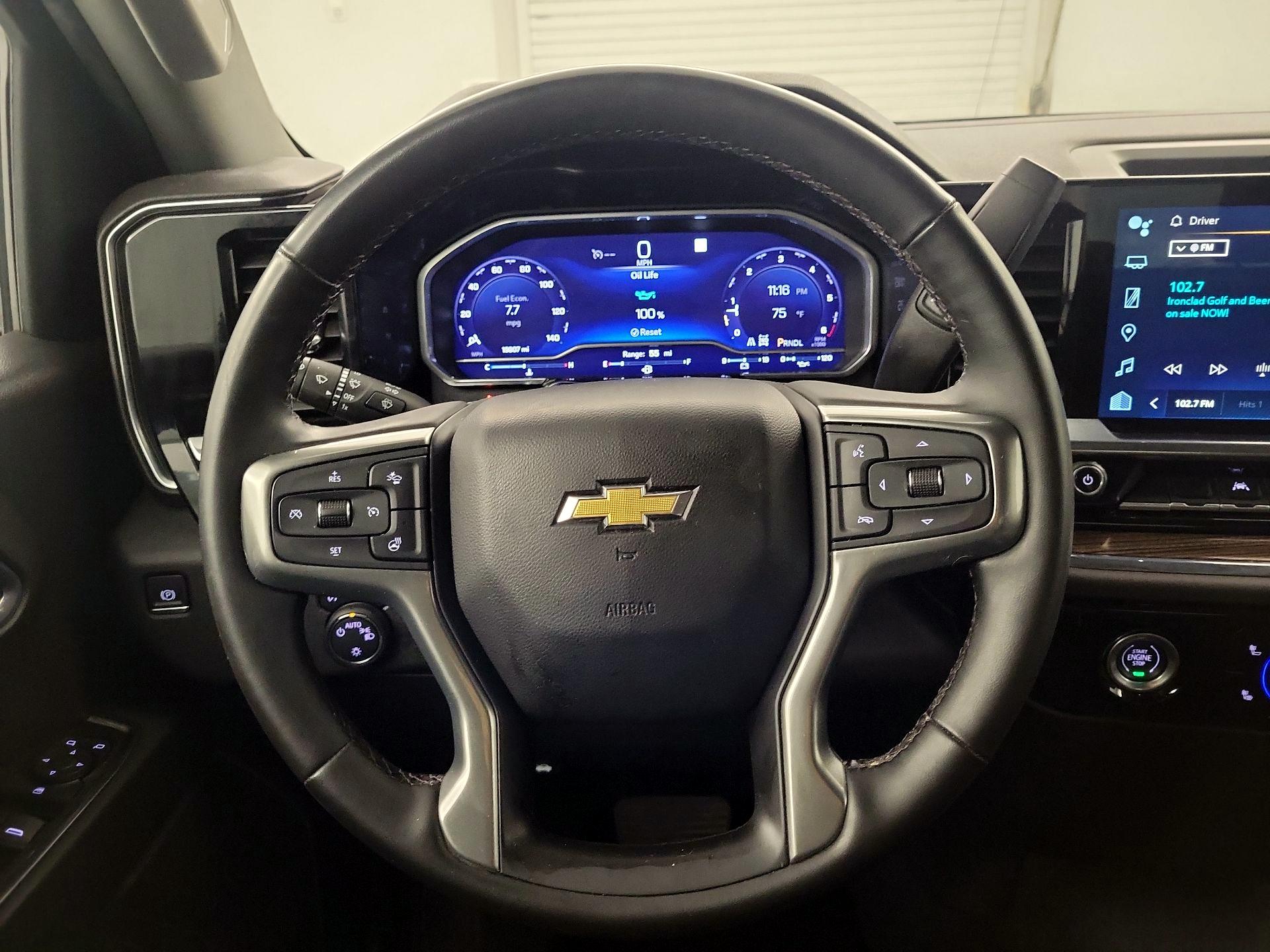 Thumbnail: 2023 Chevrolet Silverado 1500 - 10