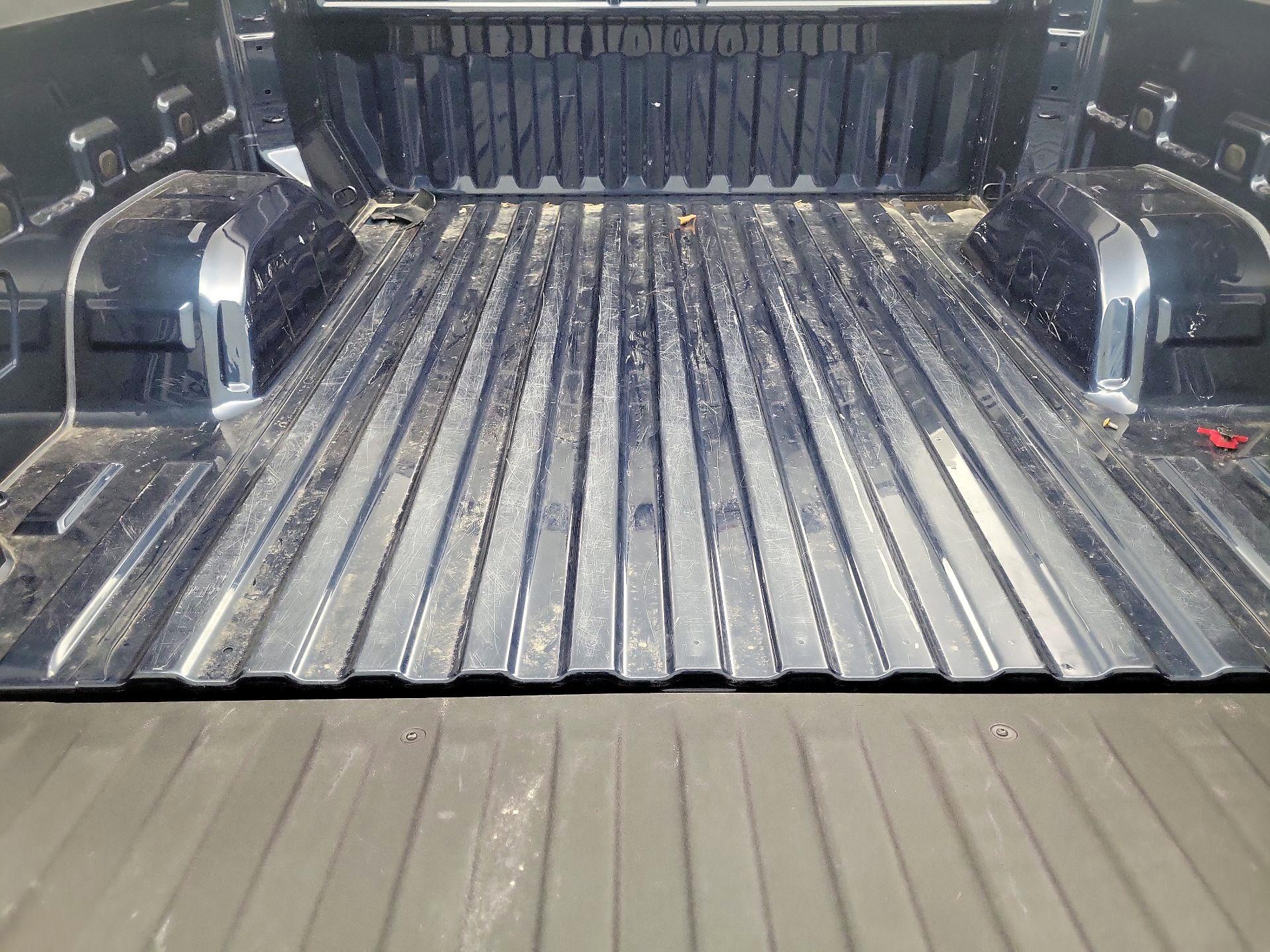 Thumbnail: 2023 Chevrolet Silverado 1500 - 20