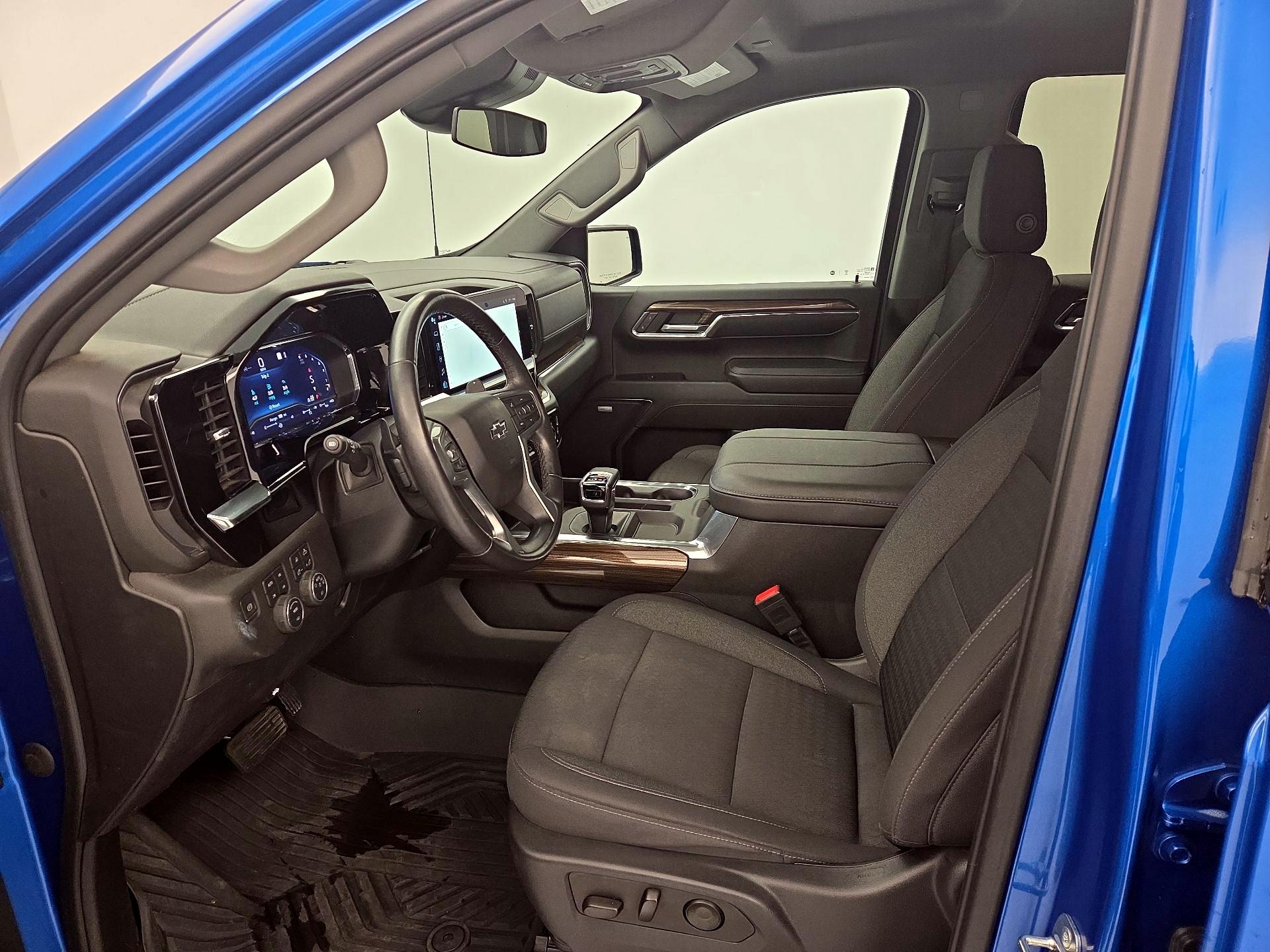 Thumbnail: 2023 Chevrolet Silverado 1500 - 11