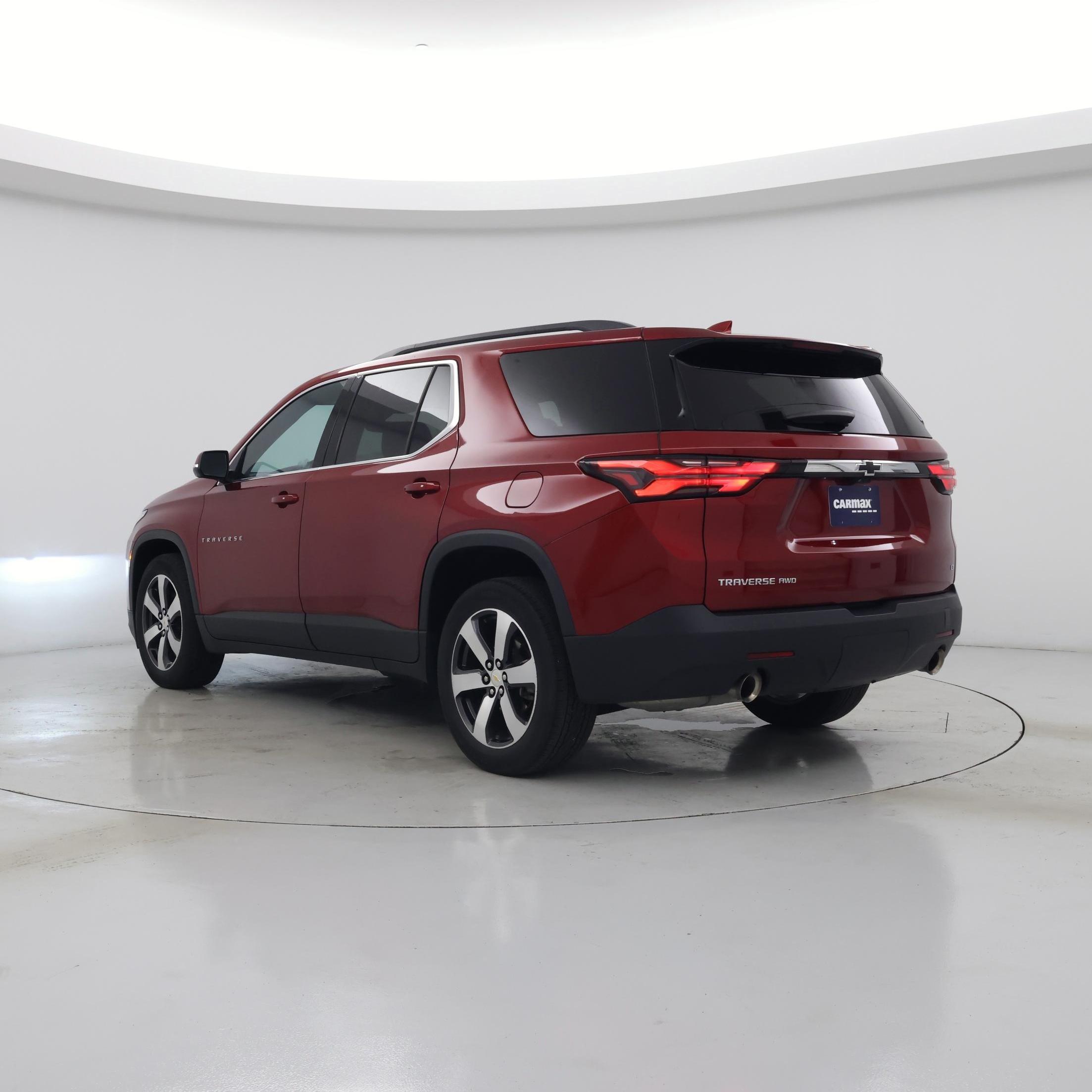 Thumbnail: 2023 Chevrolet Traverse - 2