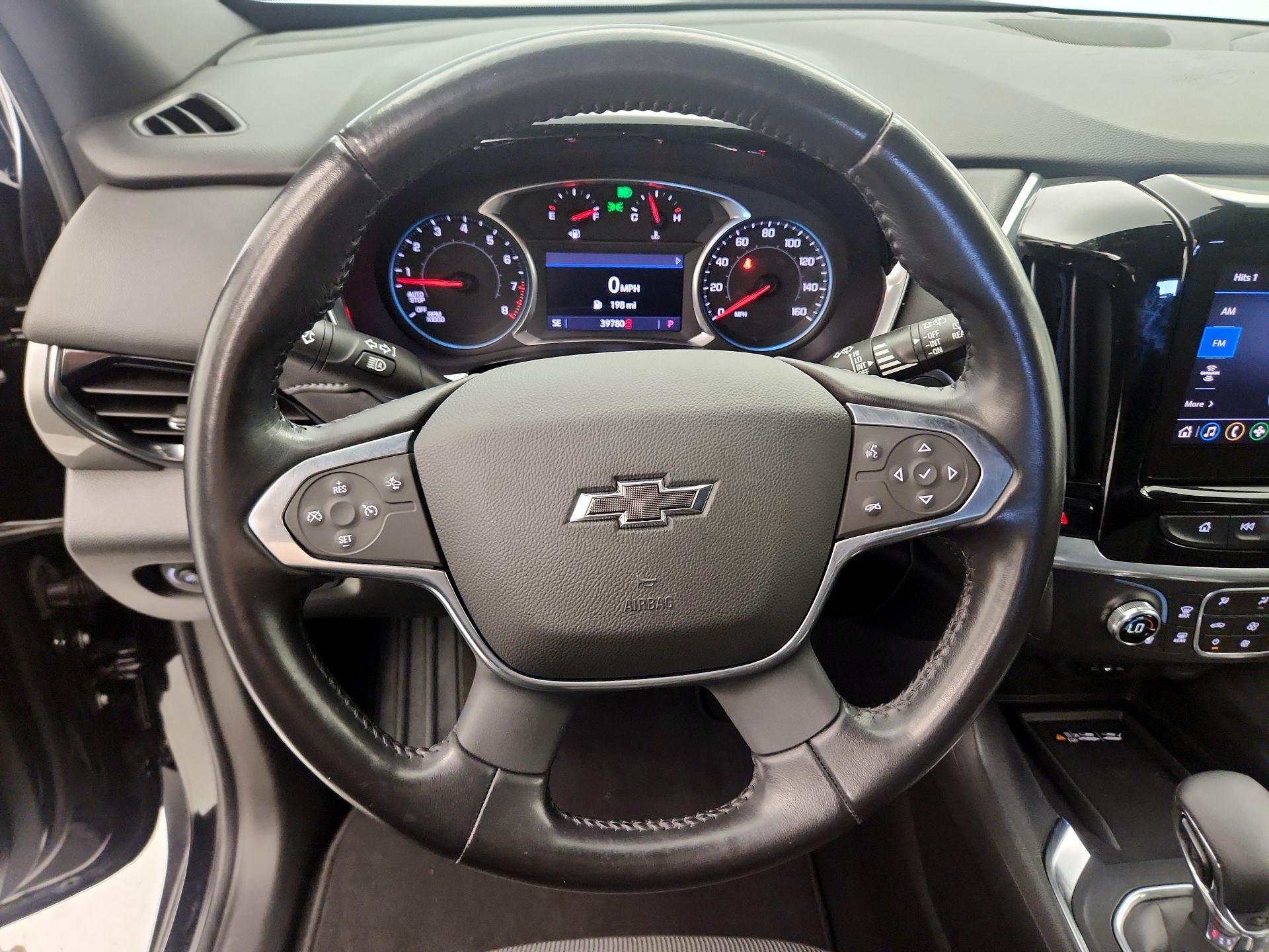 Thumbnail: 2022 Chevrolet Traverse - 10
