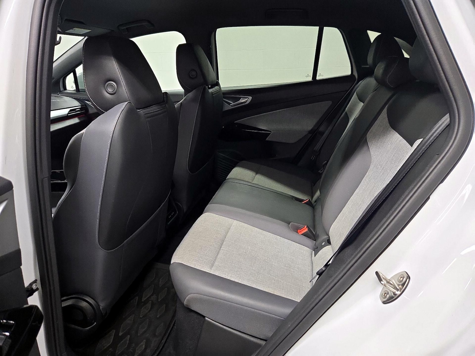 2024 Volkswagen ID.4 STANDARD - Photo 21
