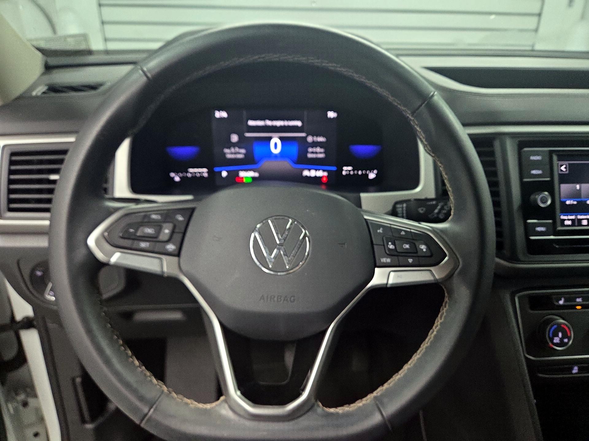 Thumbnail: 2023 Volkswagen Atlas - 10