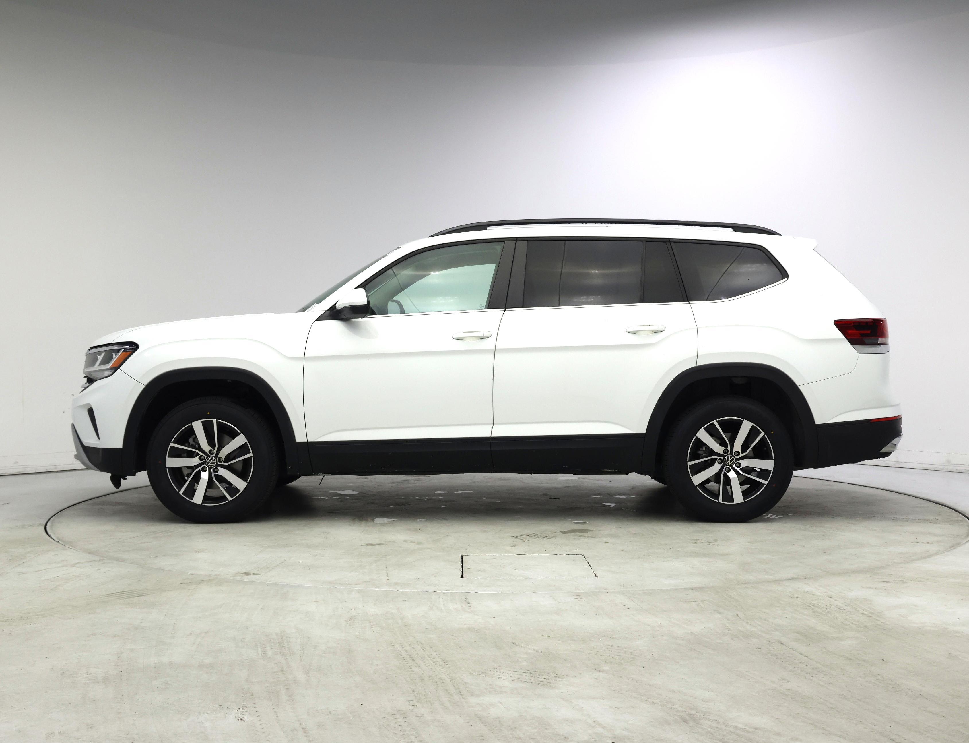 Thumbnail: 2023 Volkswagen Atlas - 3