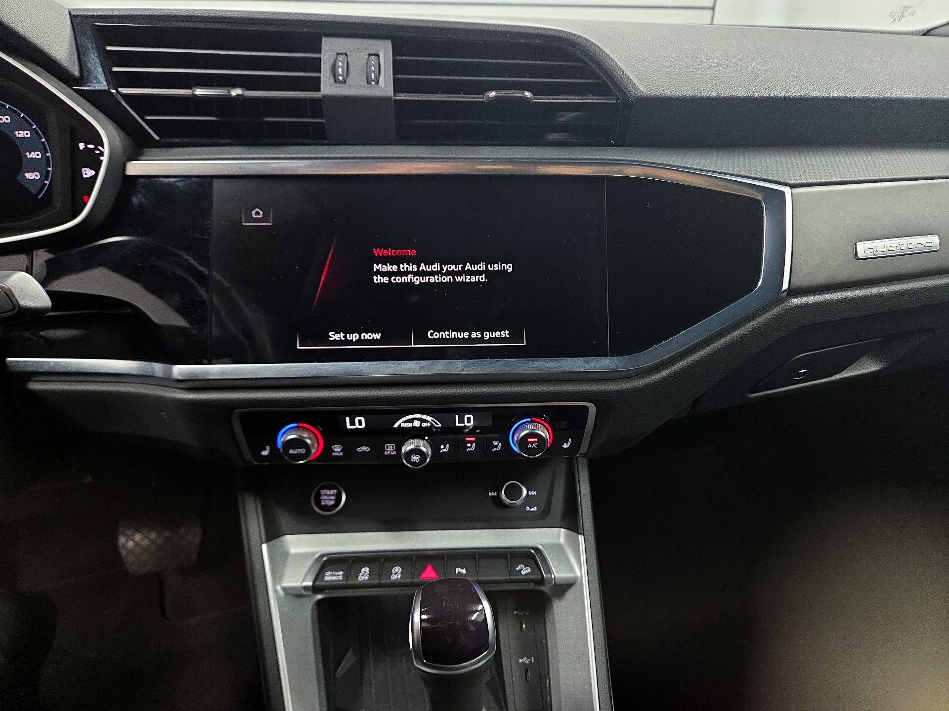 Thumbnail: 2024 Audi Q3 - 14