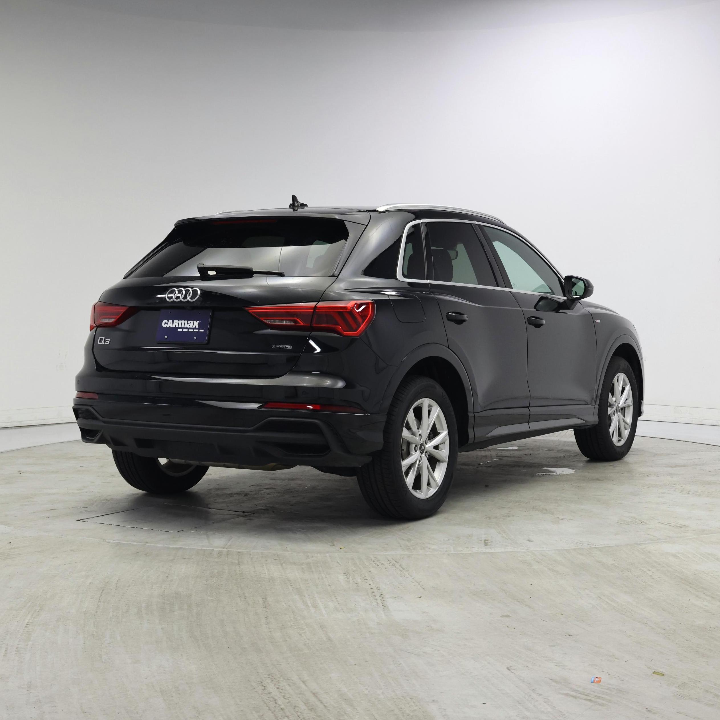 Thumbnail: 2024 Audi Q3 - 8