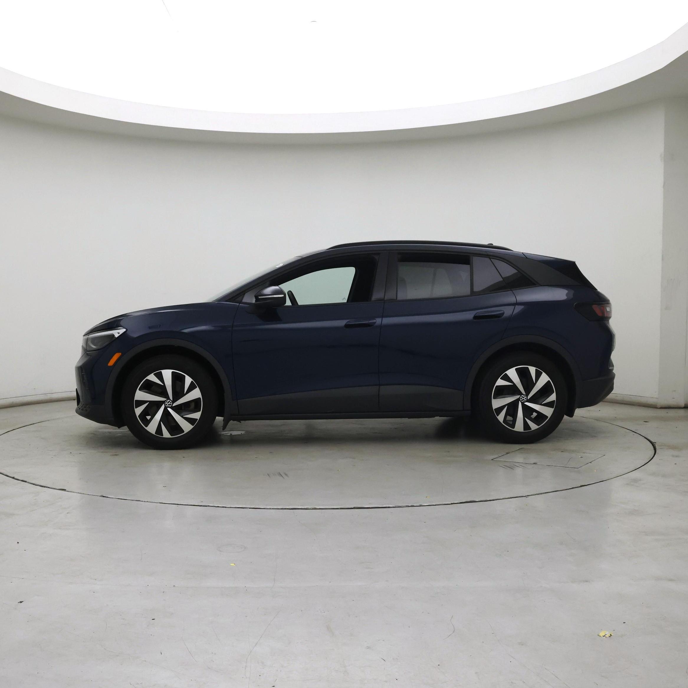 Thumbnail: 2023 Volkswagen ID.4 - 3