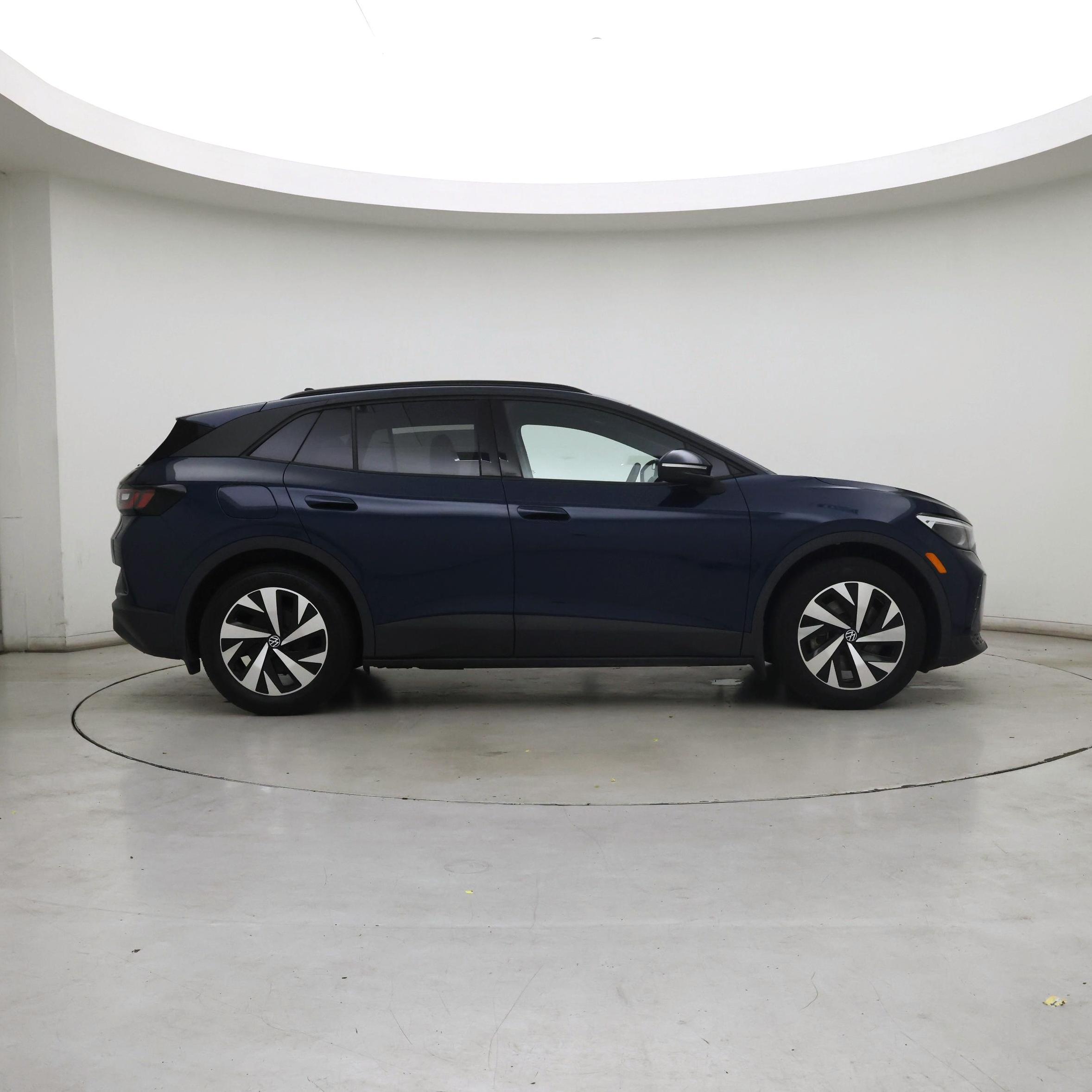 Thumbnail: 2023 Volkswagen ID.4 - 7