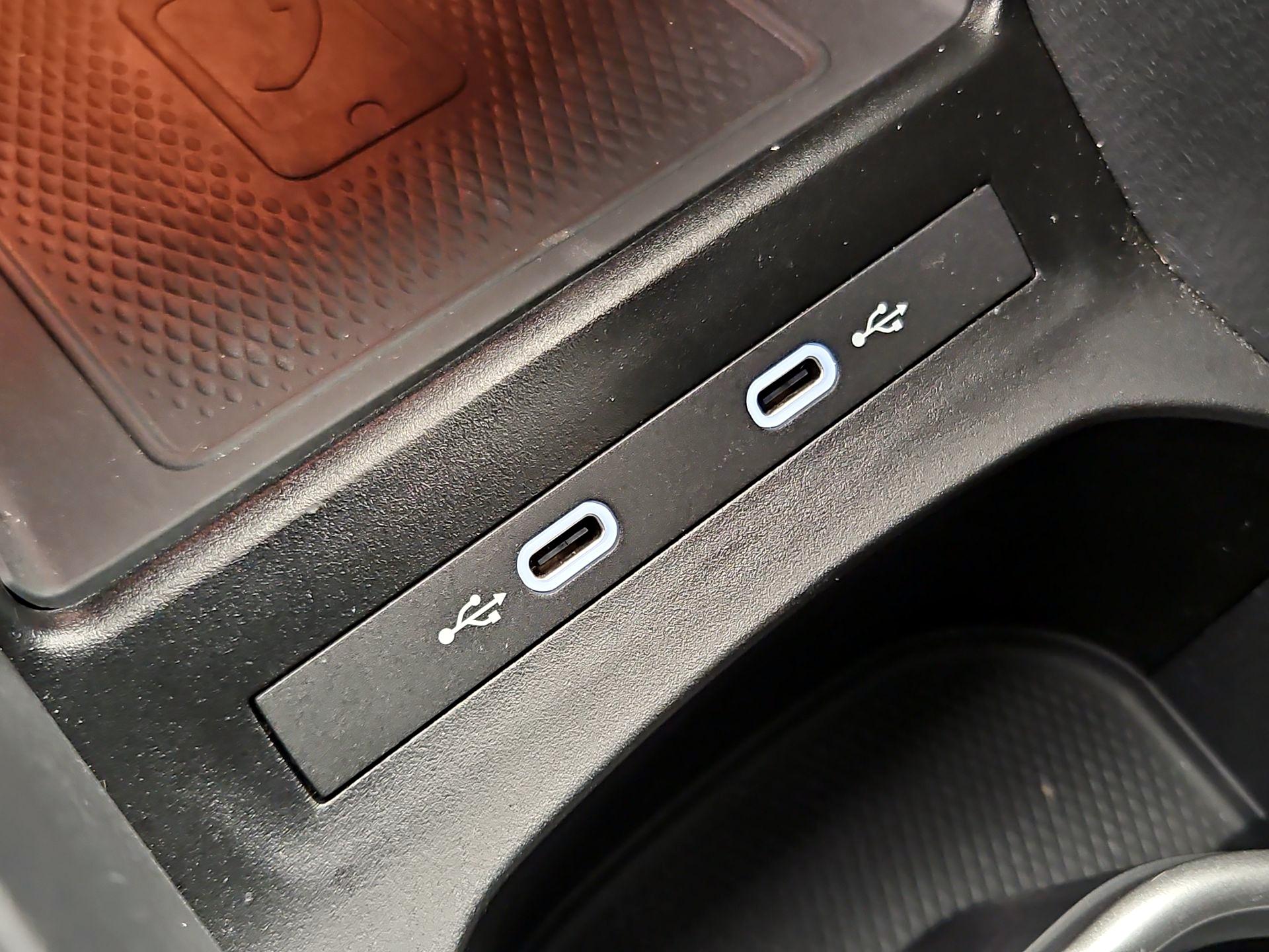 Thumbnail: 2022 Volkswagen ID.4 - 19
