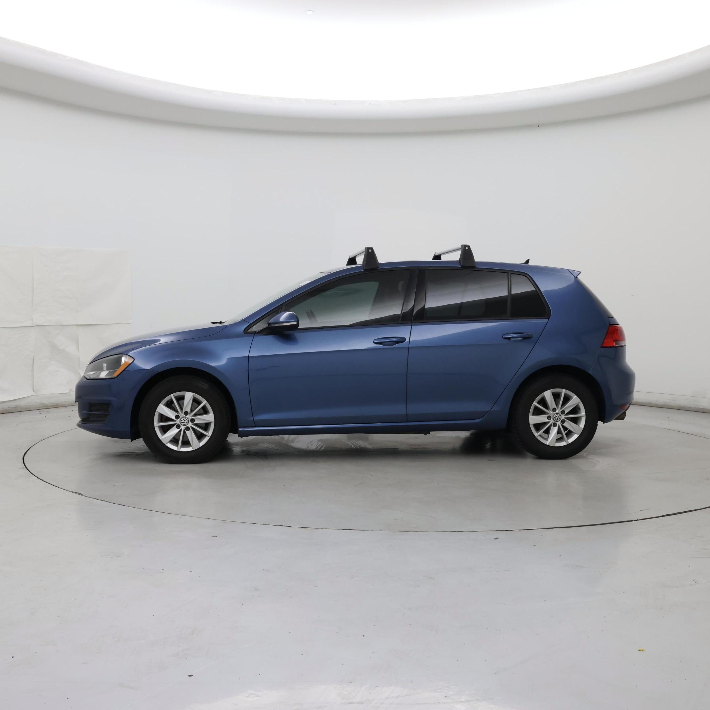 Thumbnail: 2015 Volkswagen Golf - 3