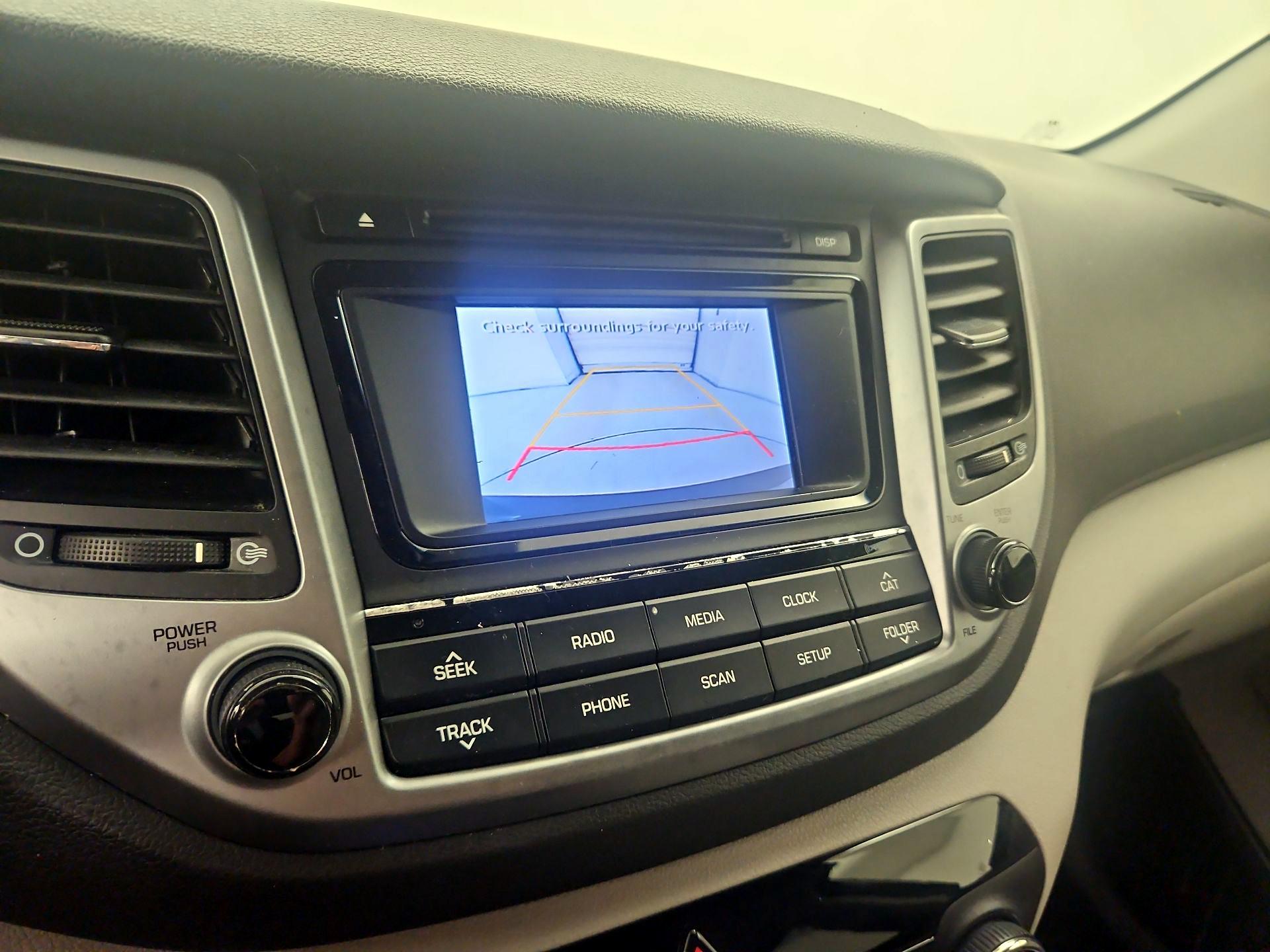 Thumbnail: 2016 Hyundai Tucson - 14