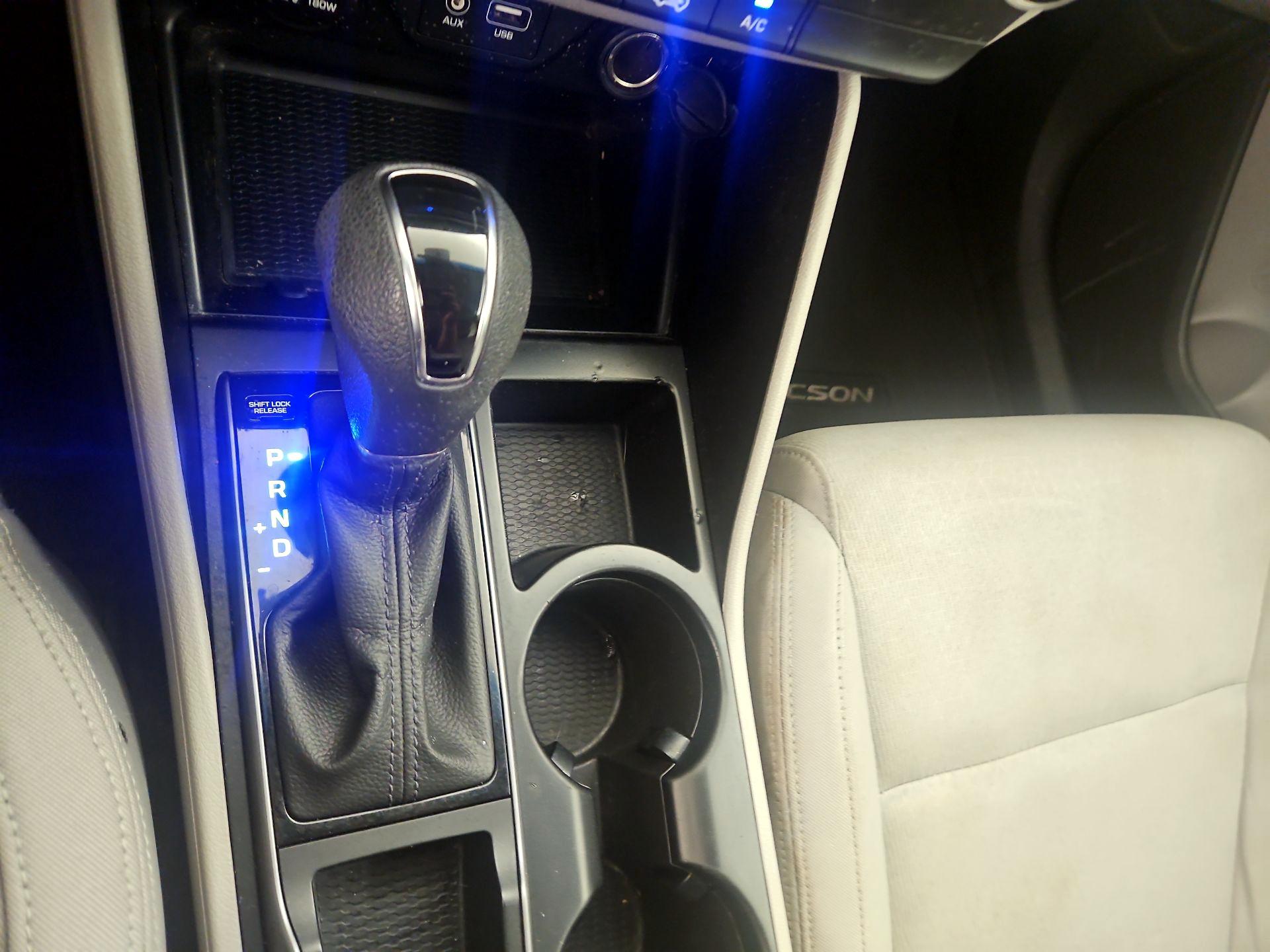 Thumbnail: 2016 Hyundai Tucson - 17