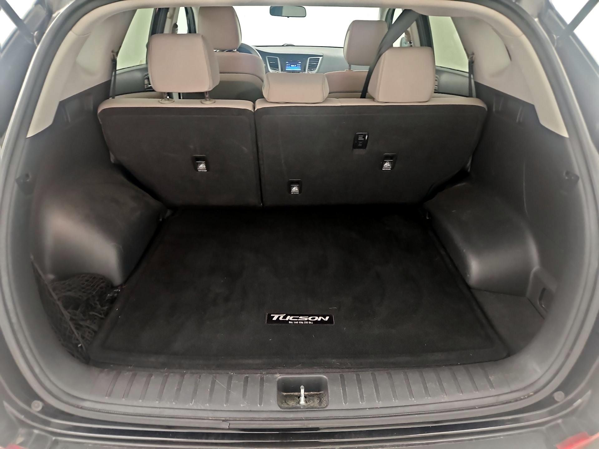 Thumbnail: 2016 Hyundai Tucson - 20