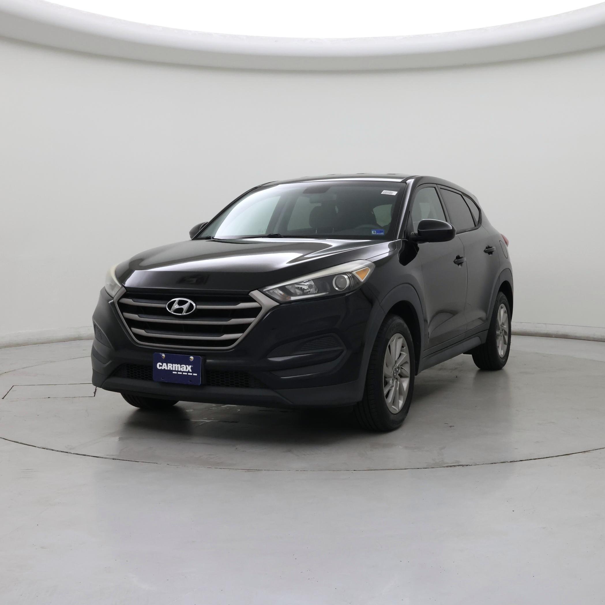 Thumbnail: 2016 Hyundai Tucson - 4
