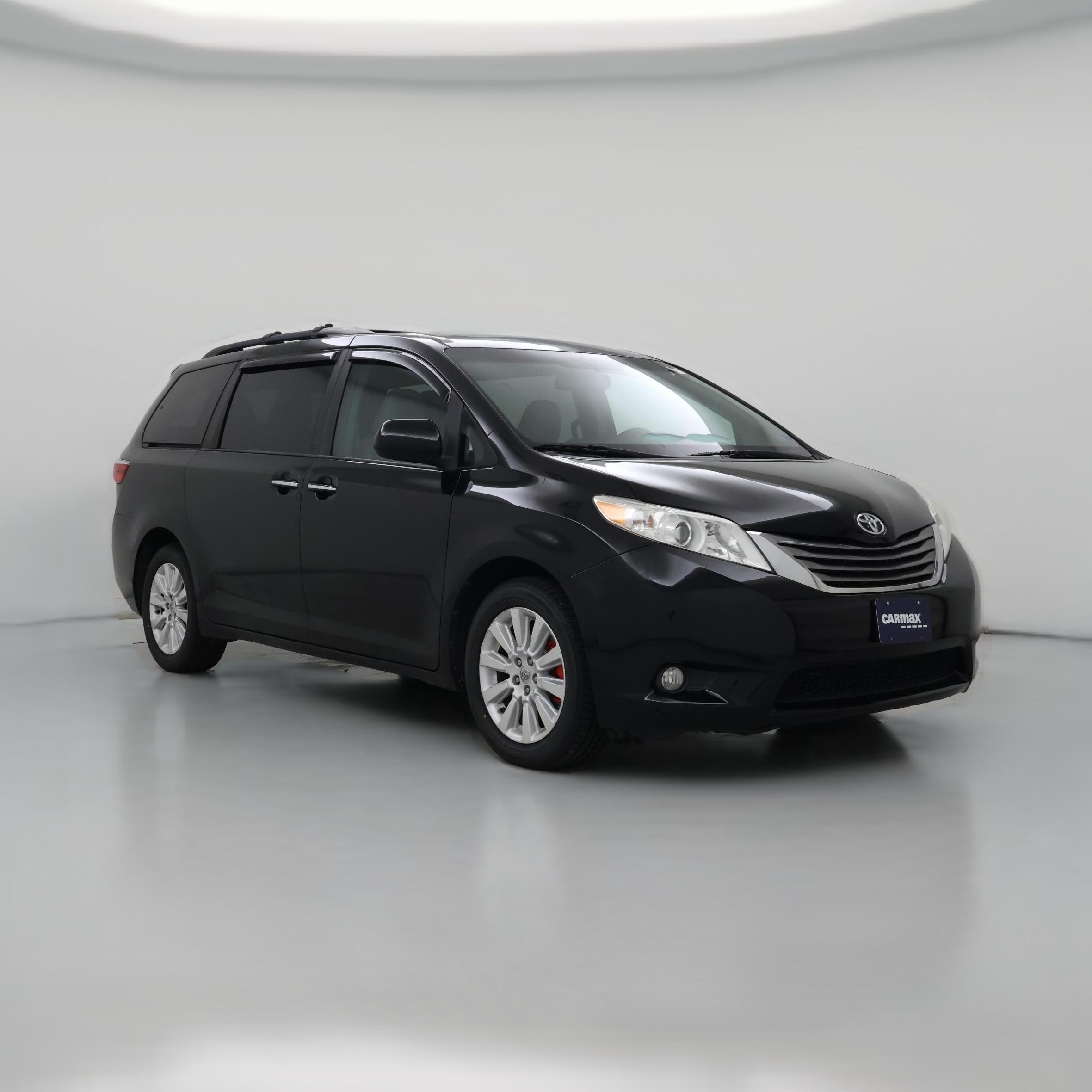 Thumbnail: 2015 Toyota Sienna - 1