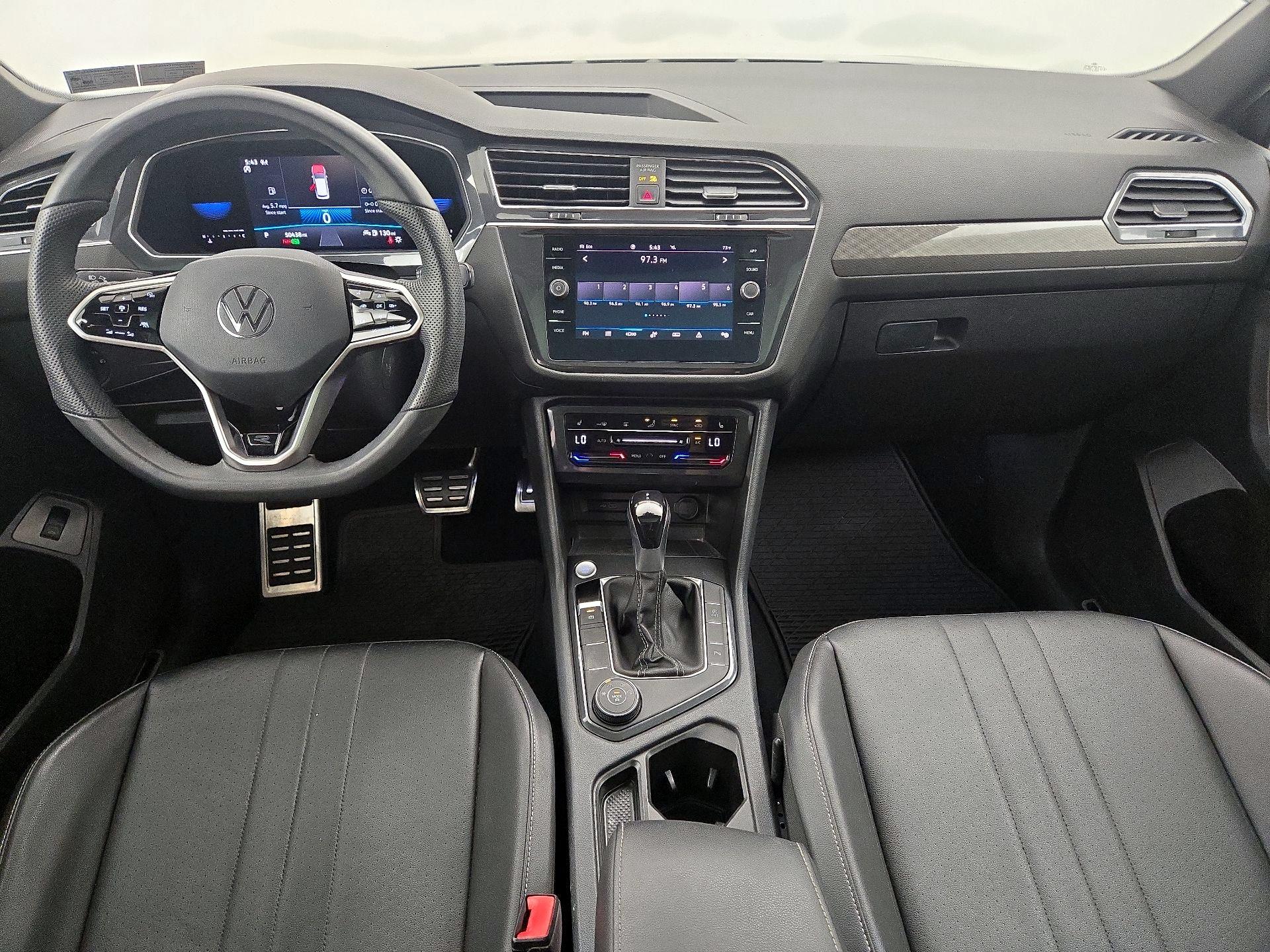 Thumbnail: 2022 Volkswagen Tiguan - 9