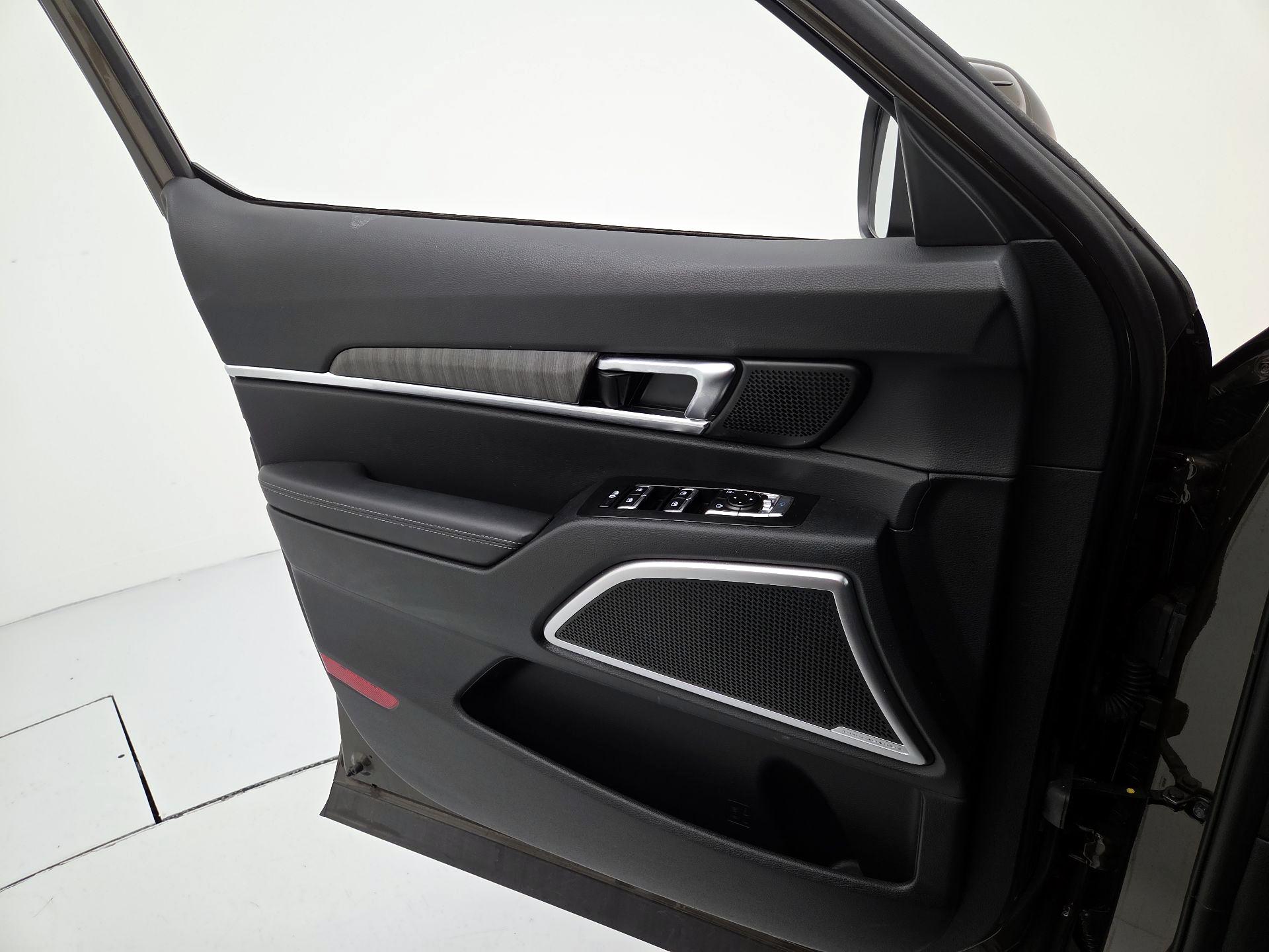 Thumbnail: 2025 Kia Telluride - 12