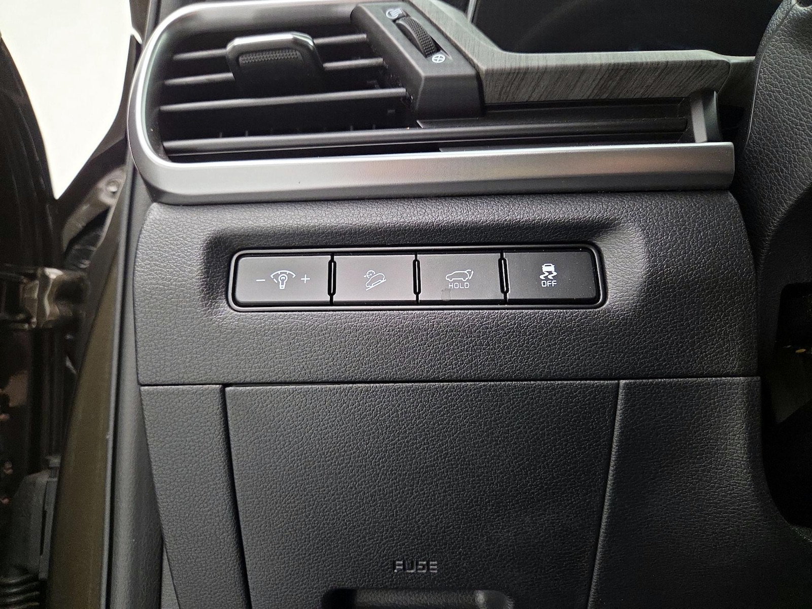 2025 Kia Telluride EX - Photo 14