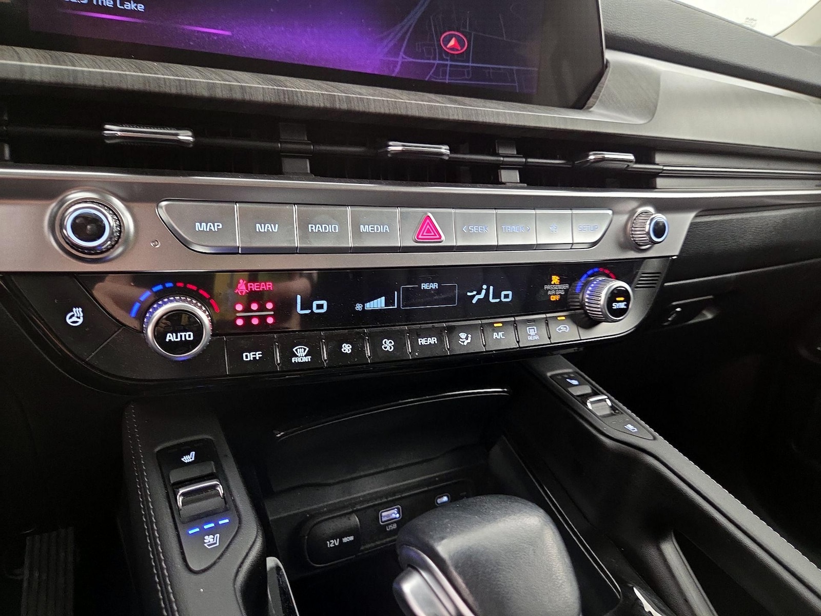 2025 Kia Telluride EX - Photo 18