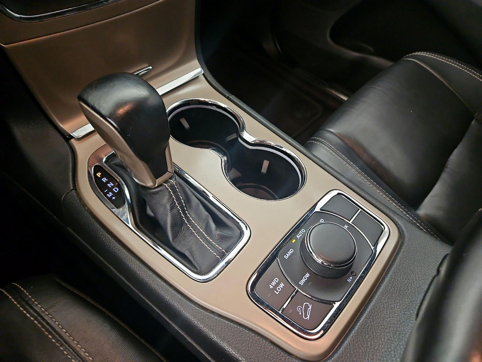 2016 Jeep Grand Cherokee Limited - Photo 19
