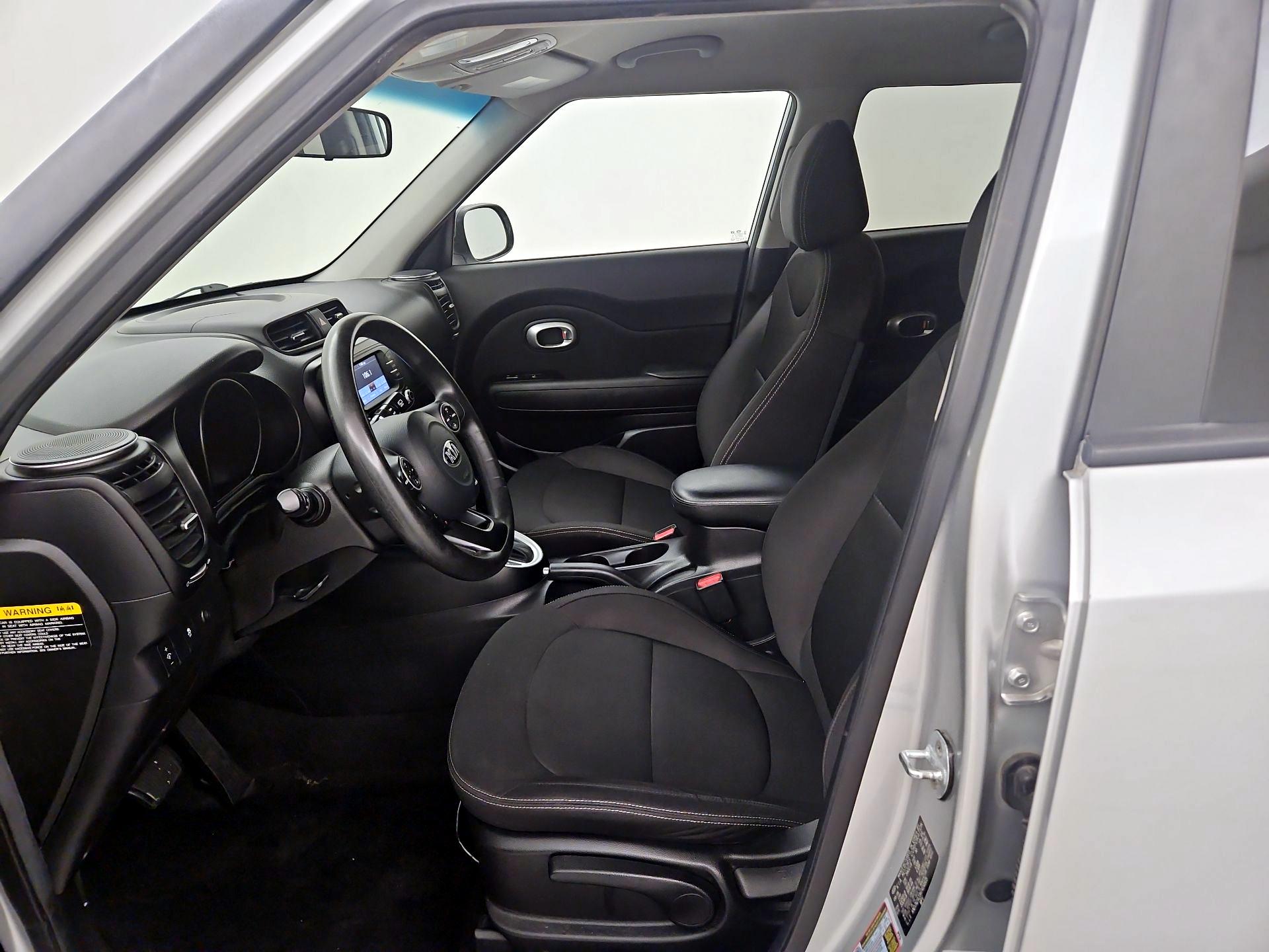Thumbnail: 2017 Kia Soul - 11