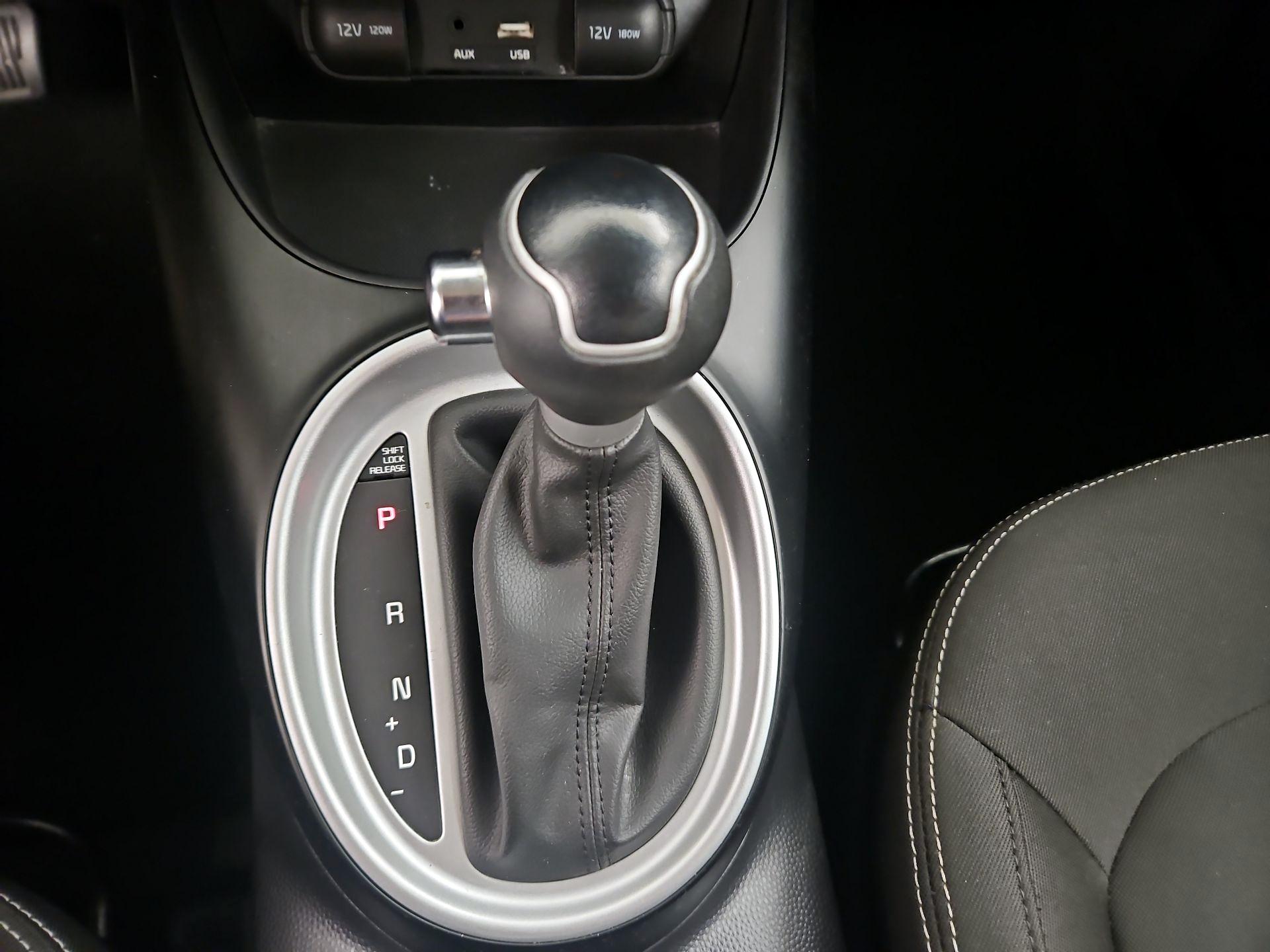 Thumbnail: 2017 Kia Soul - 17