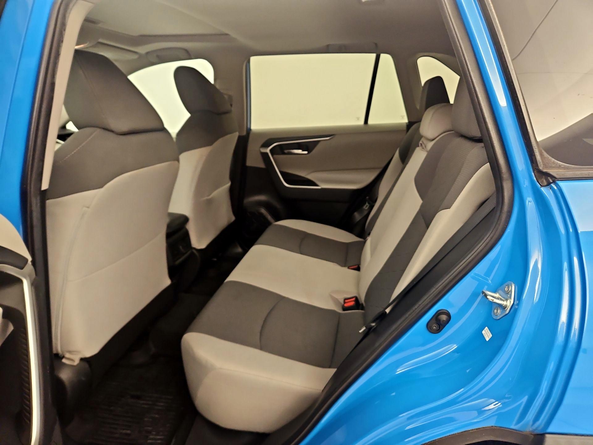 Thumbnail: 2019 Toyota RAV4 - 20