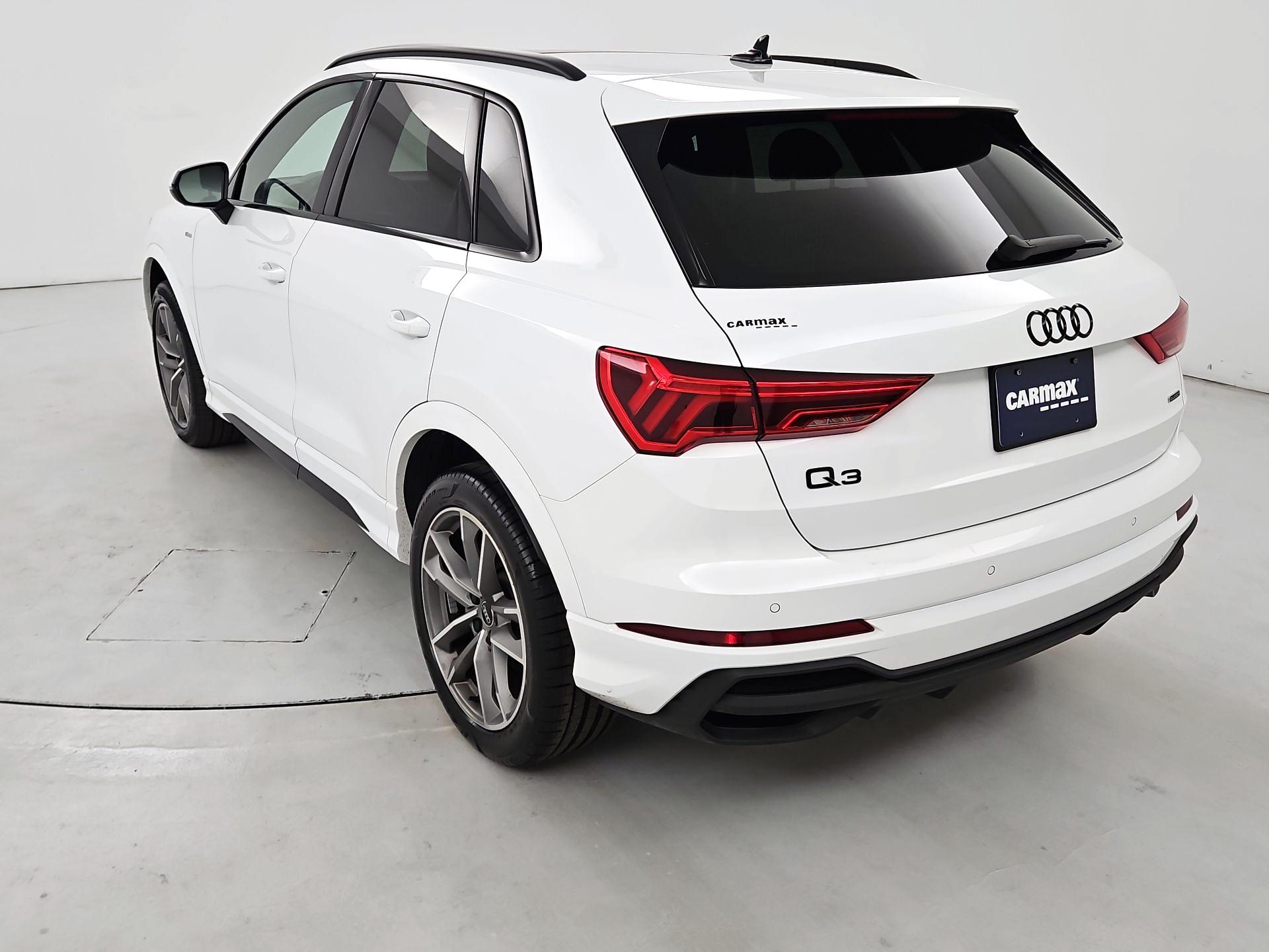Thumbnail: 2025 Audi Q3 - 7