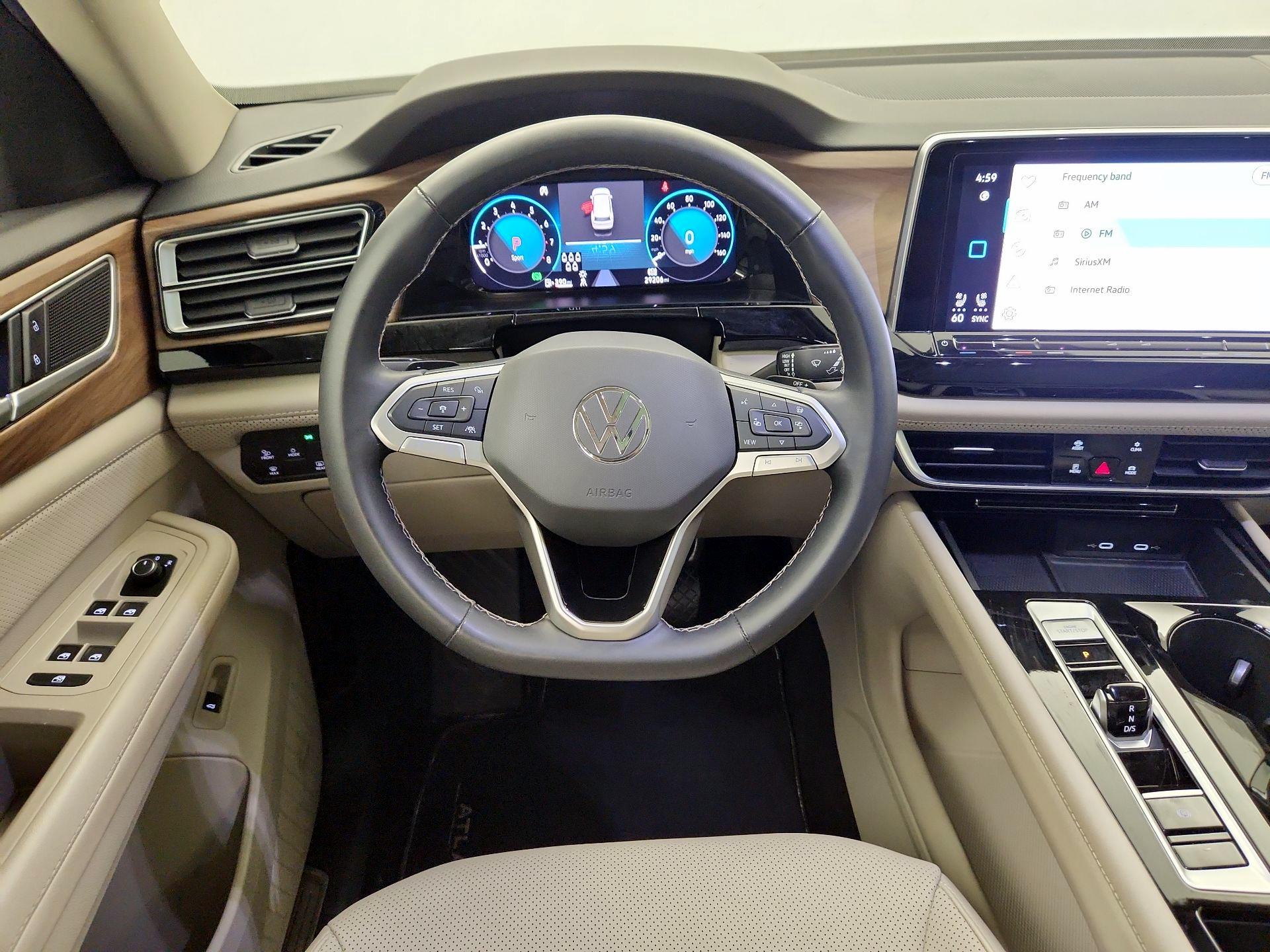 Thumbnail: 2024 Volkswagen Atlas - 10