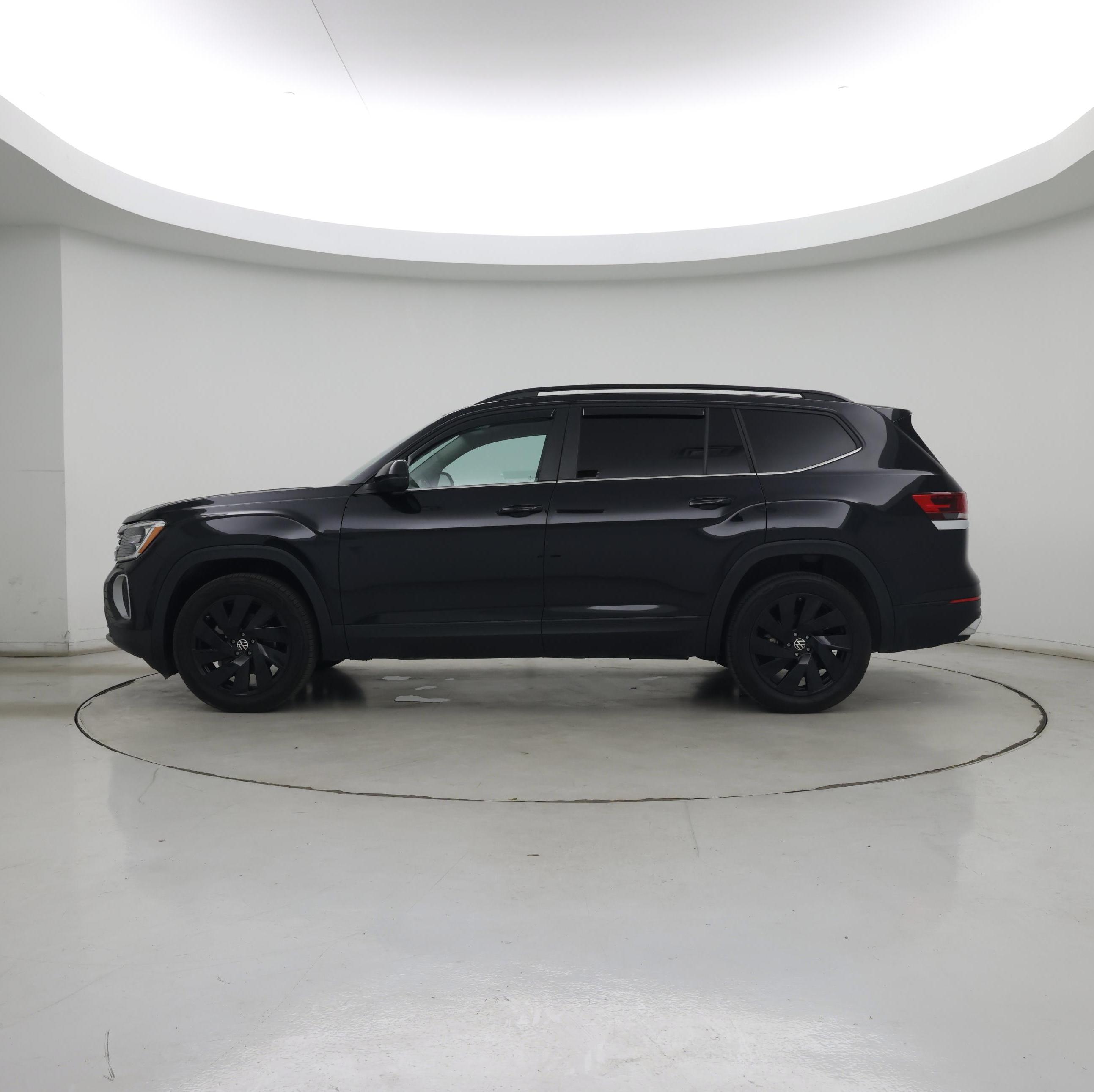 Thumbnail: 2024 Volkswagen Atlas - 3