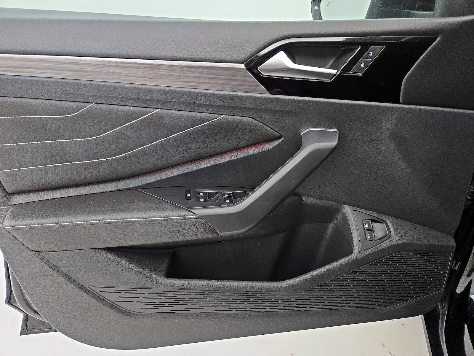 2023 Volkswagen Jetta SEL - Photo 13