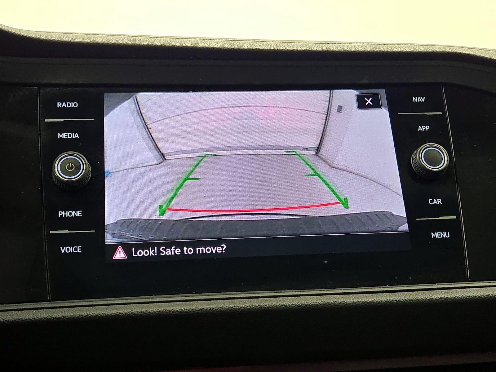 2023 Volkswagen Jetta SEL - Photo 16