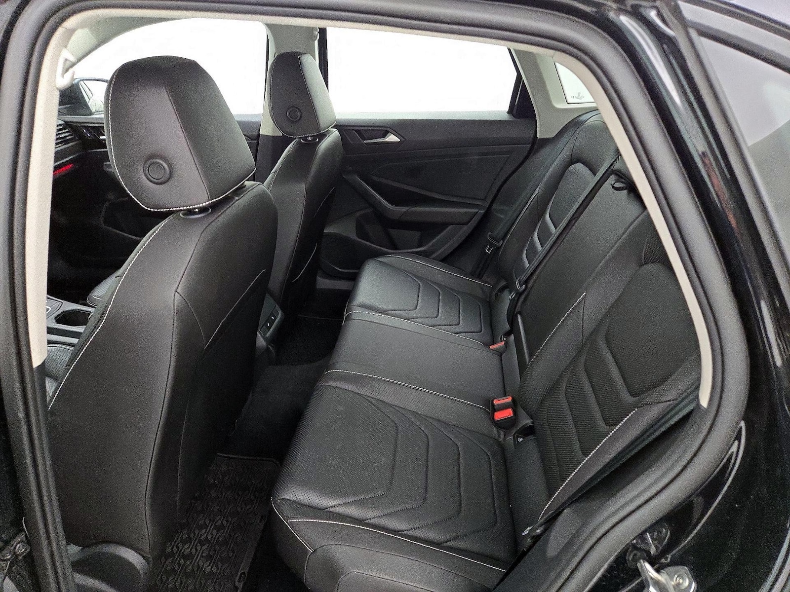 2023 Volkswagen Jetta SEL - Photo 21