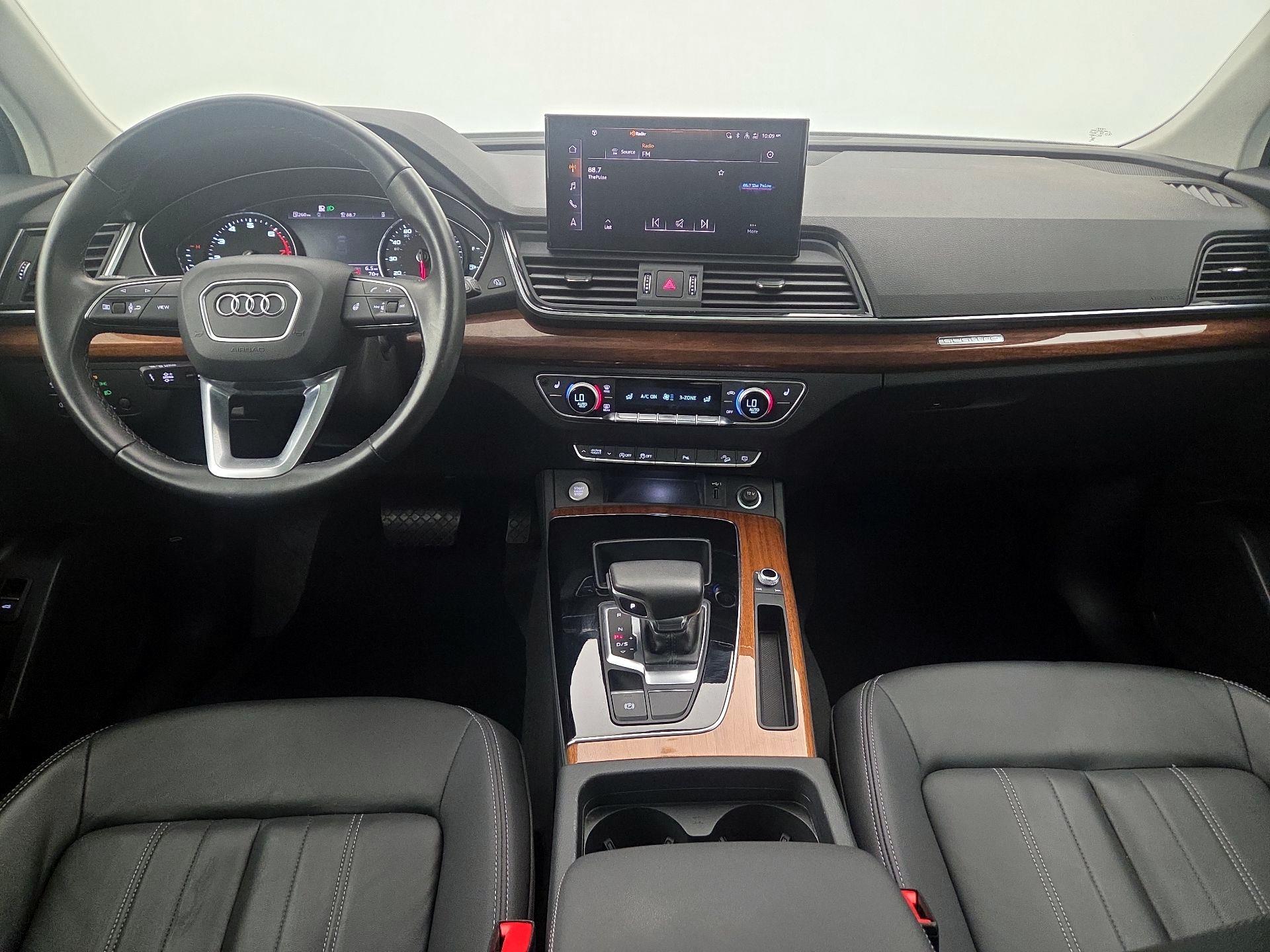 Thumbnail: 2023 Audi Q5 - 9