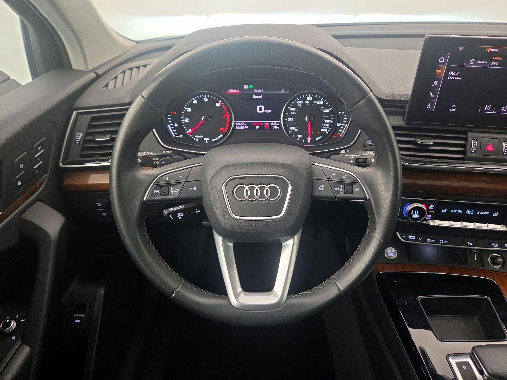 Thumbnail: 2023 Audi Q5 - 10