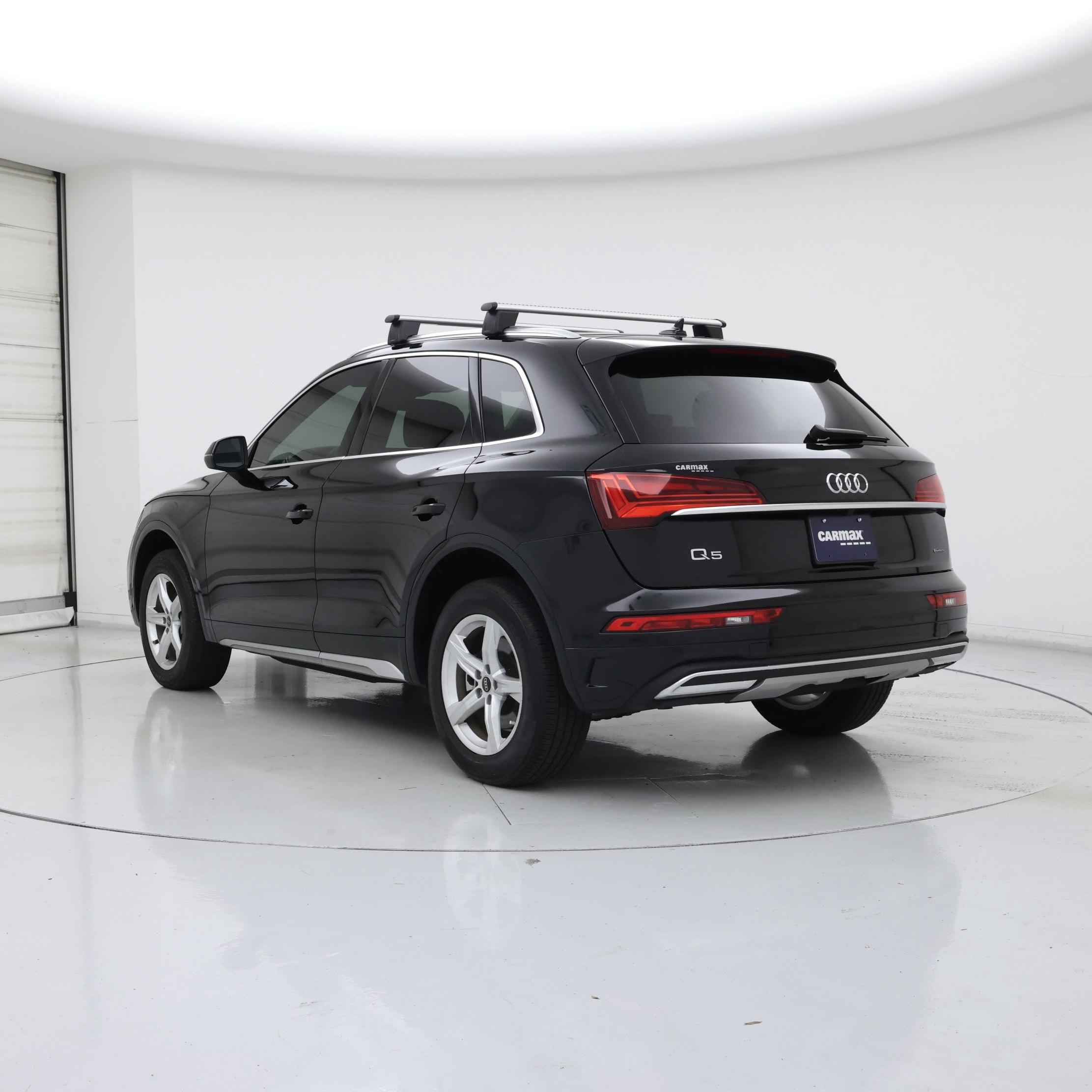 Thumbnail: 2023 Audi Q5 - 2