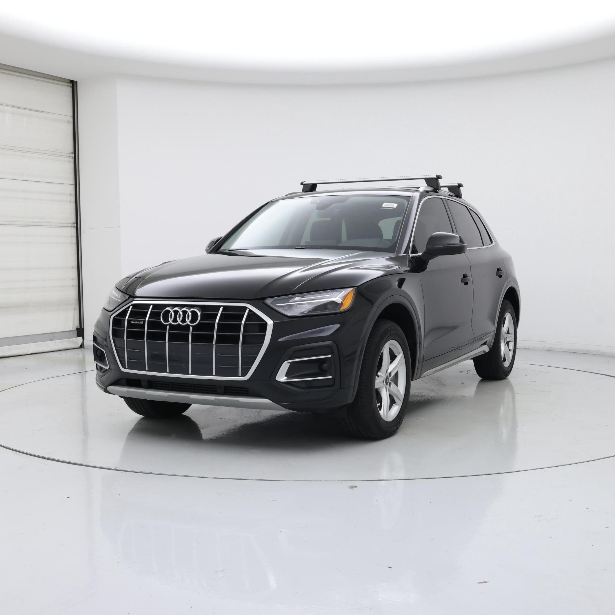 Thumbnail: 2023 Audi Q5 - 4