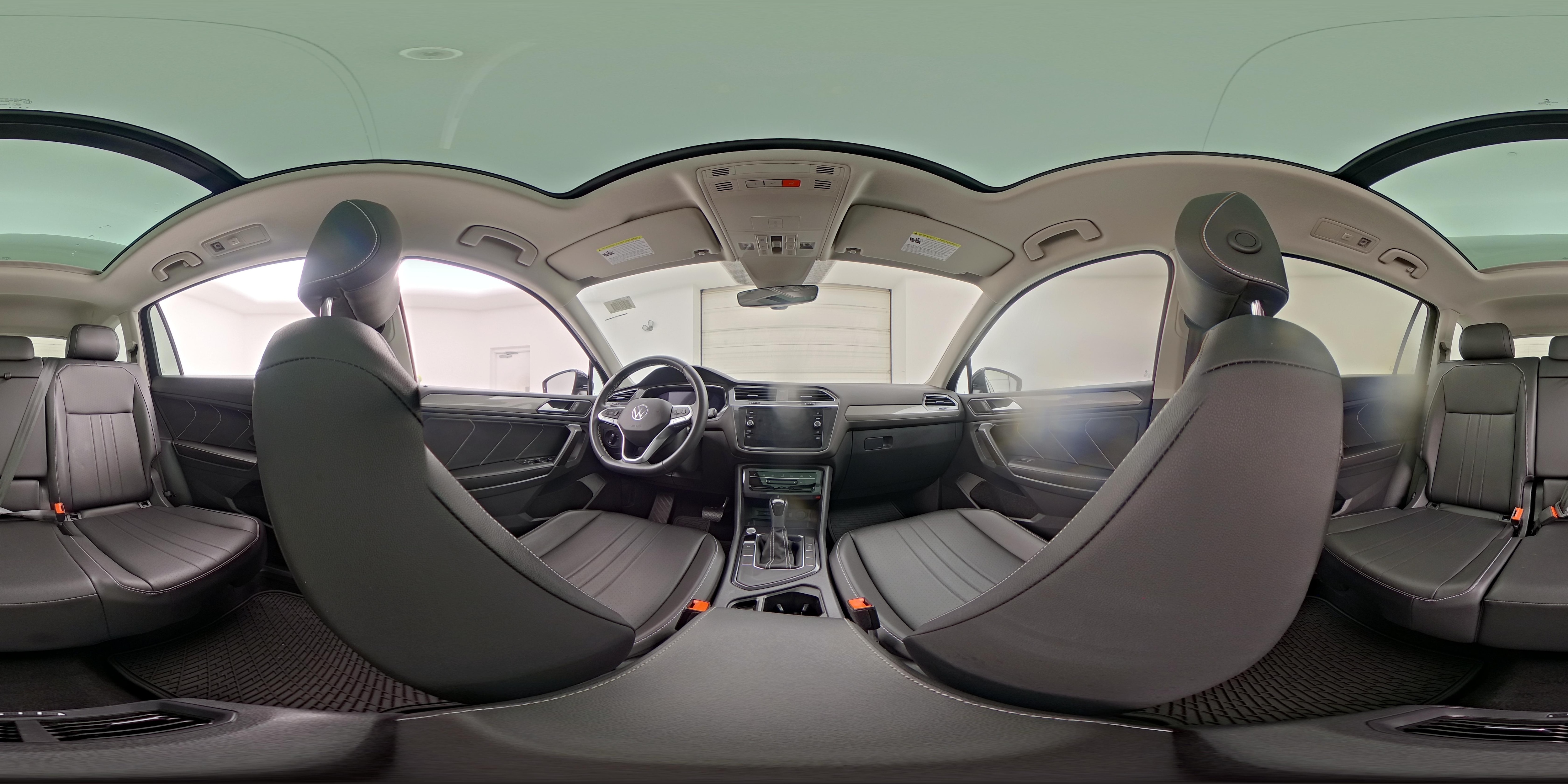 2023 Volkswagen Tiguan SE - Photo 27