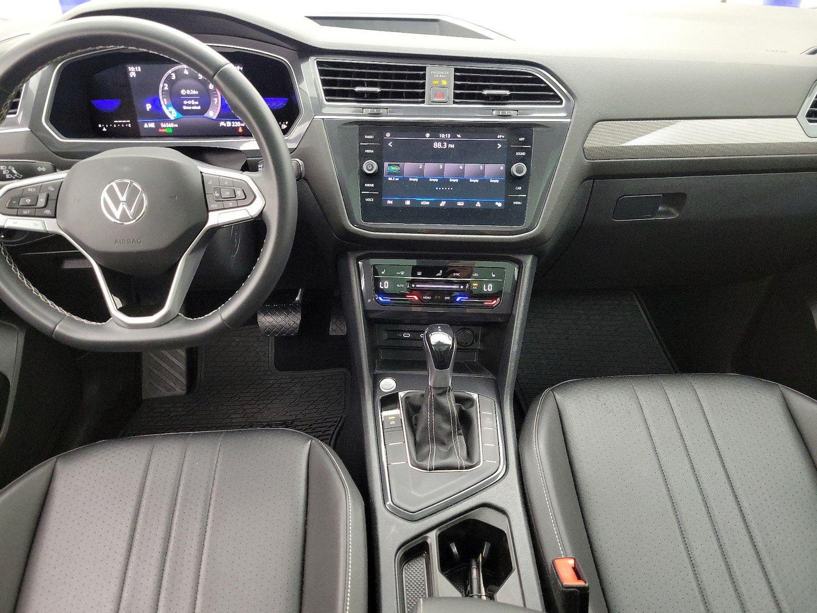 2023 Volkswagen Tiguan SE - Photo 10