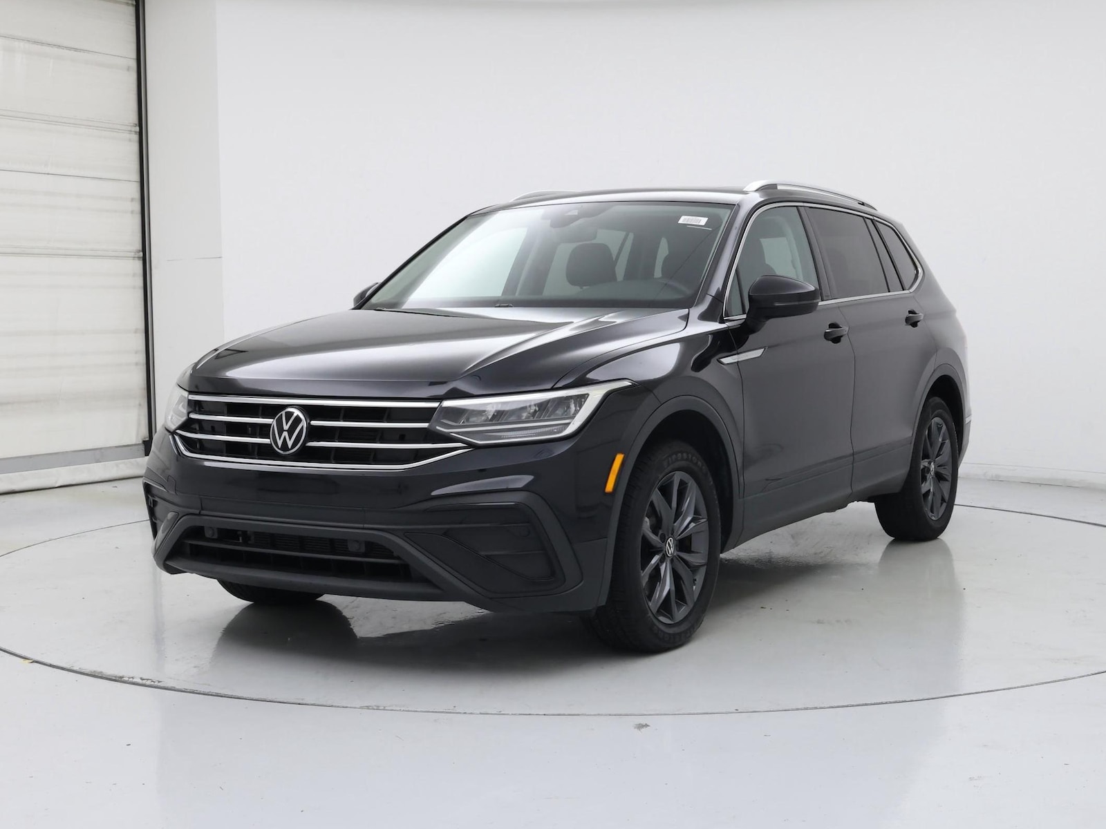 2023 Volkswagen Tiguan SE - Photo 5