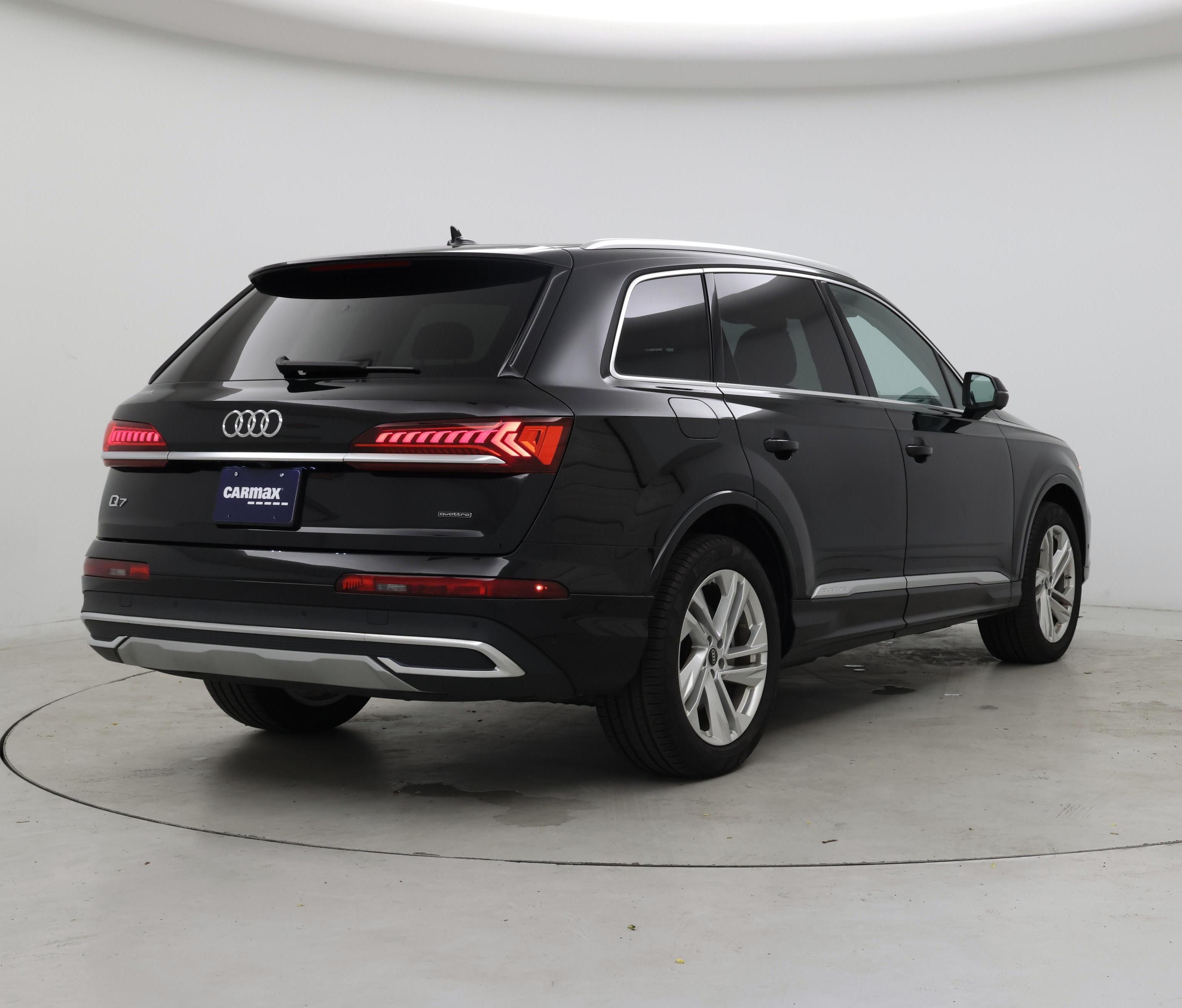 Thumbnail: 2022 Audi Q7 - 8