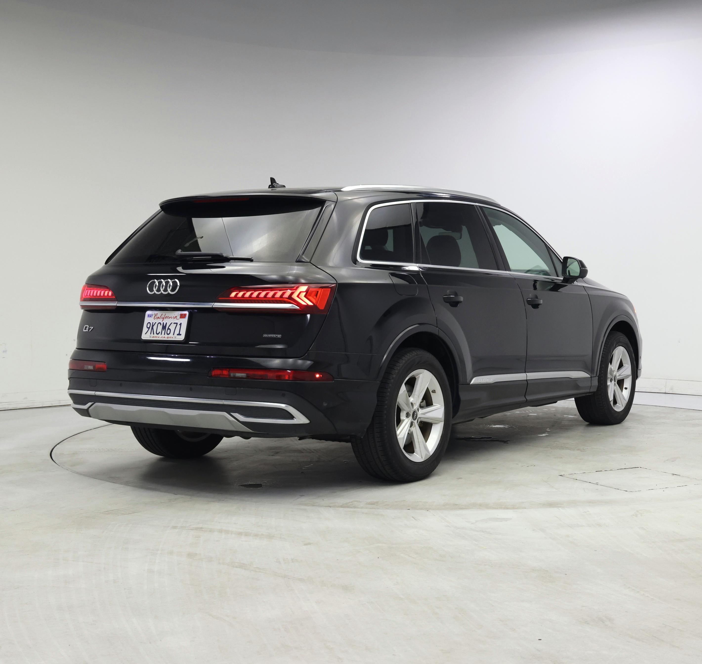 Thumbnail: 2022 Audi Q7 - 8